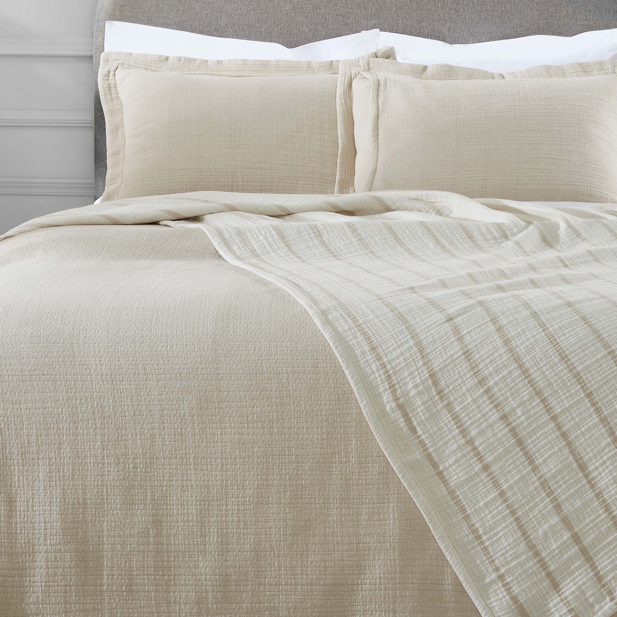 Valencia Cotton Reversible Medium Weight Matelasse Bedspread Set - Bedspread by Superior Brand