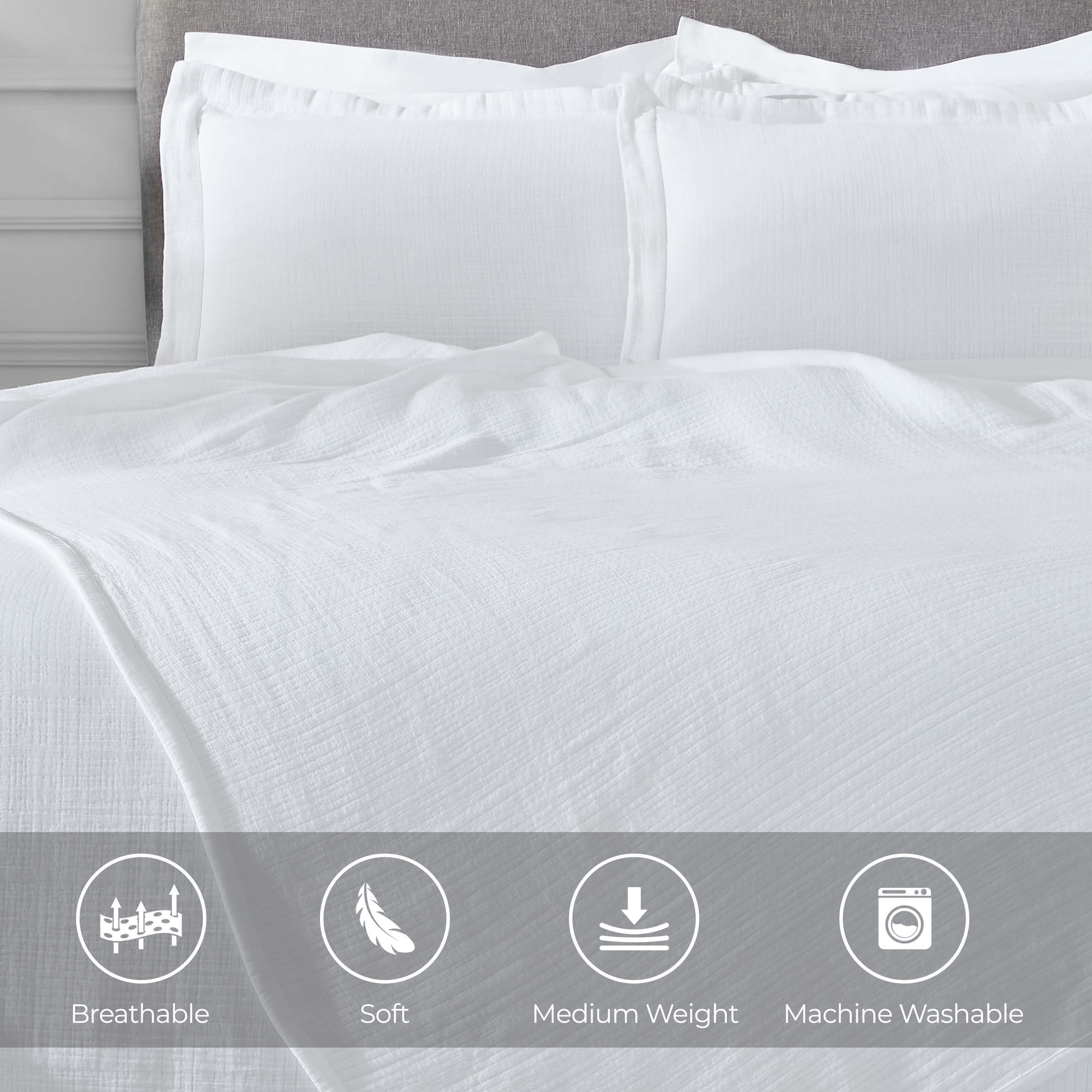 Valencia Cotton Reversible Medium Weight Matelasse Bedspread Set - Bedspread by Superior Brand