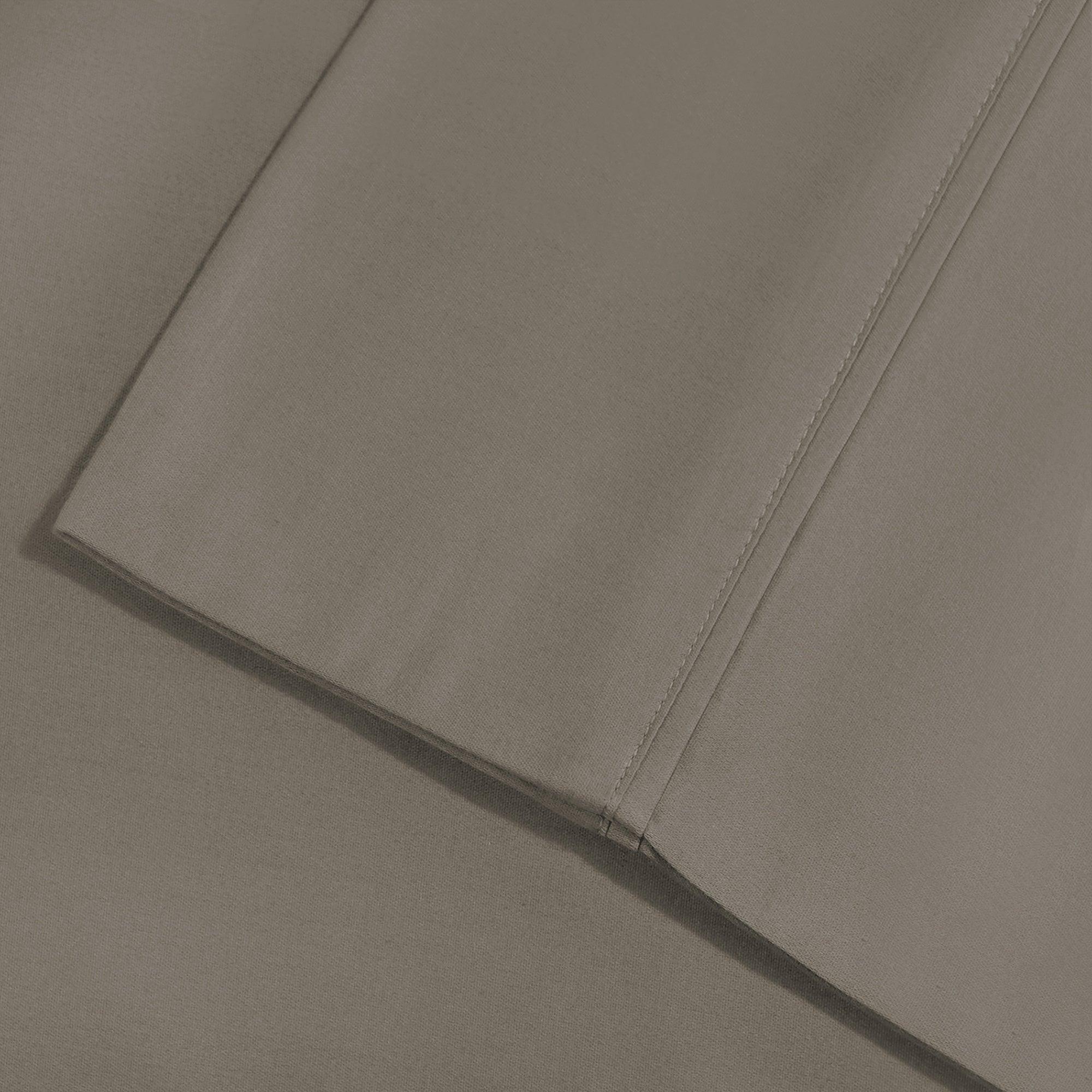 600 Thread Count Cotton Blend Bed Sheet Set Solid Deep Pocket - Sheet Set by Superior Brand