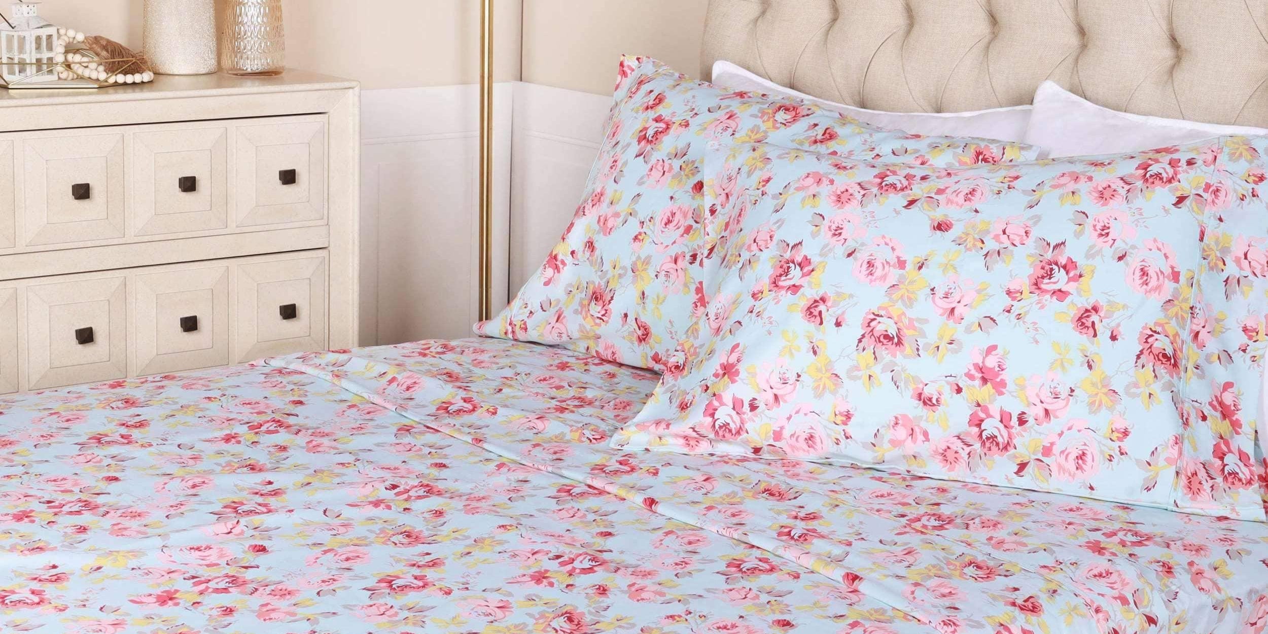 What is the difference between a duvet cover and a bedsheet? - Superior Brand