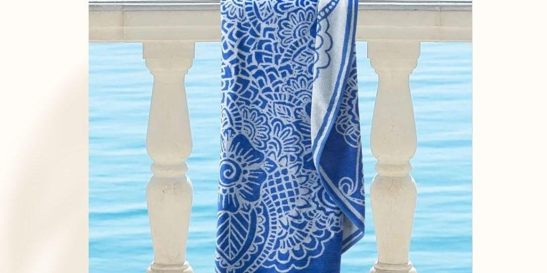 What to Look for When Buying a Beach Towel - Superior Brand