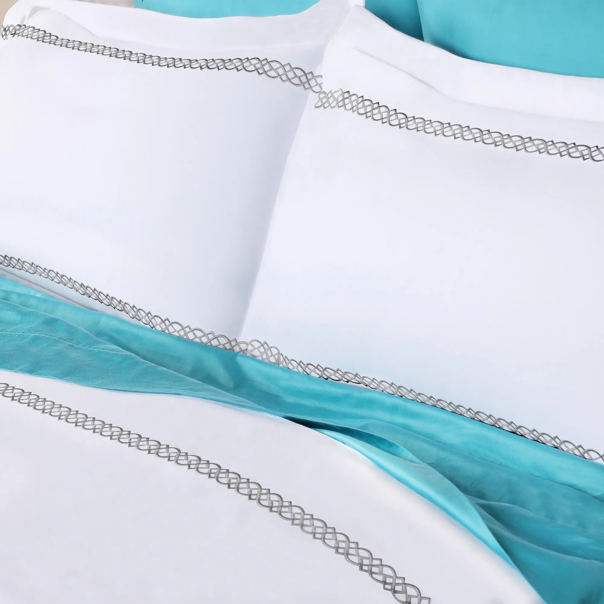 1000 Thread Count Egyptian Cotton Embroidered Duvet Cover Set - Egyptian Cotton Duvet Cover Set by Superior