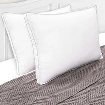 Medium Density Down Alternative Gusset Pillows, Set of 2 and 4 - Pillow Set by Superior Brand