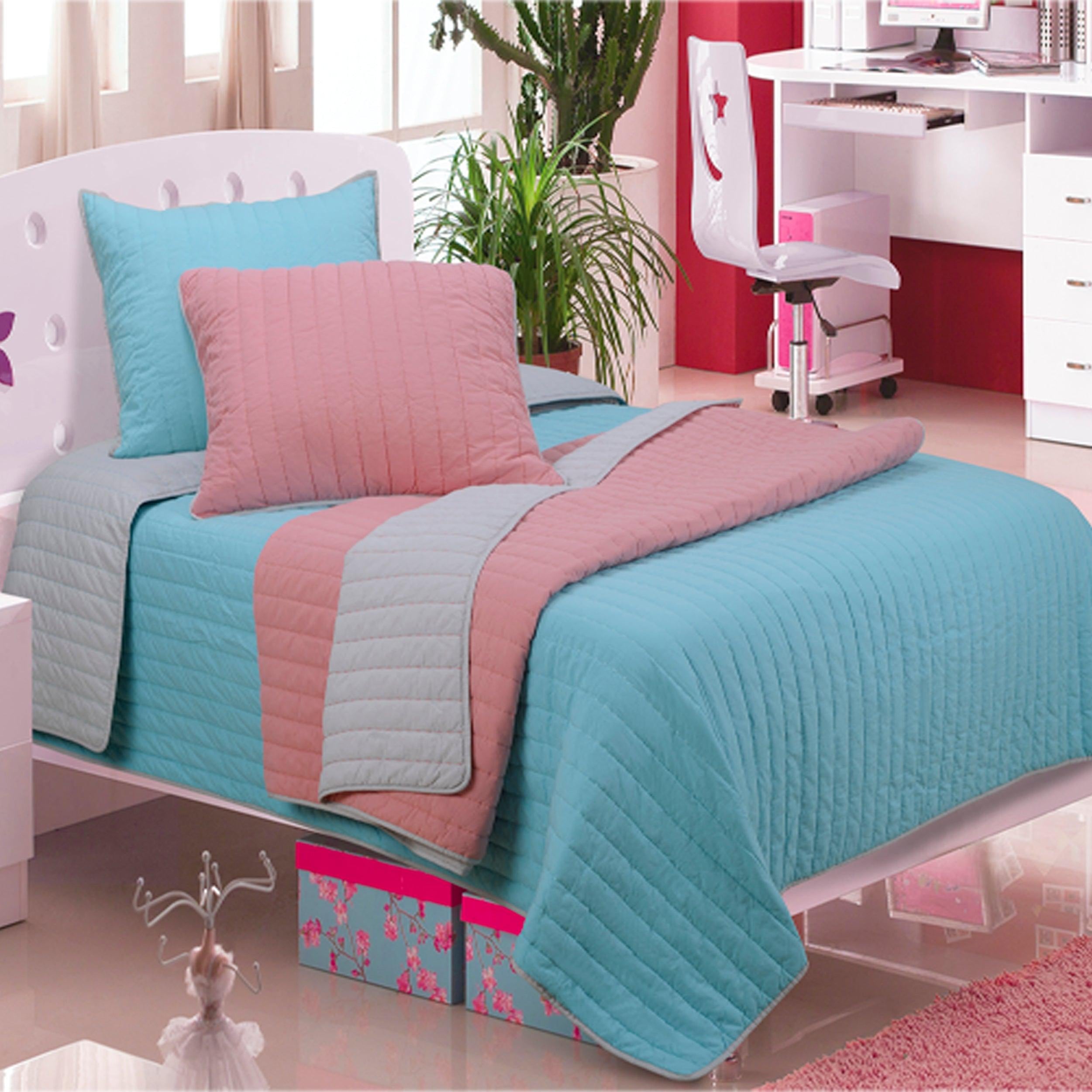 Brandon Cotton Embroidered Solid Reversible Striped Quilt Set - Quilt Set by Superior Brand