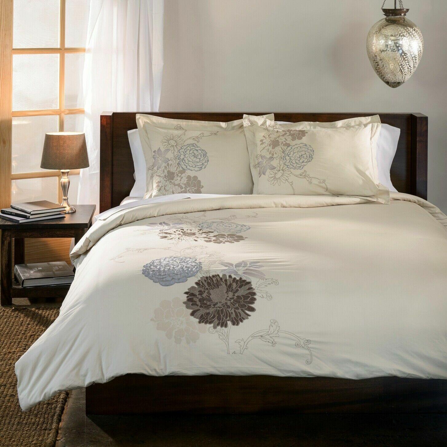 200 Thread Count Cotton Embroidered Floral 3 Piece Duvet Cover Set - Duvet Cover Set by Superior