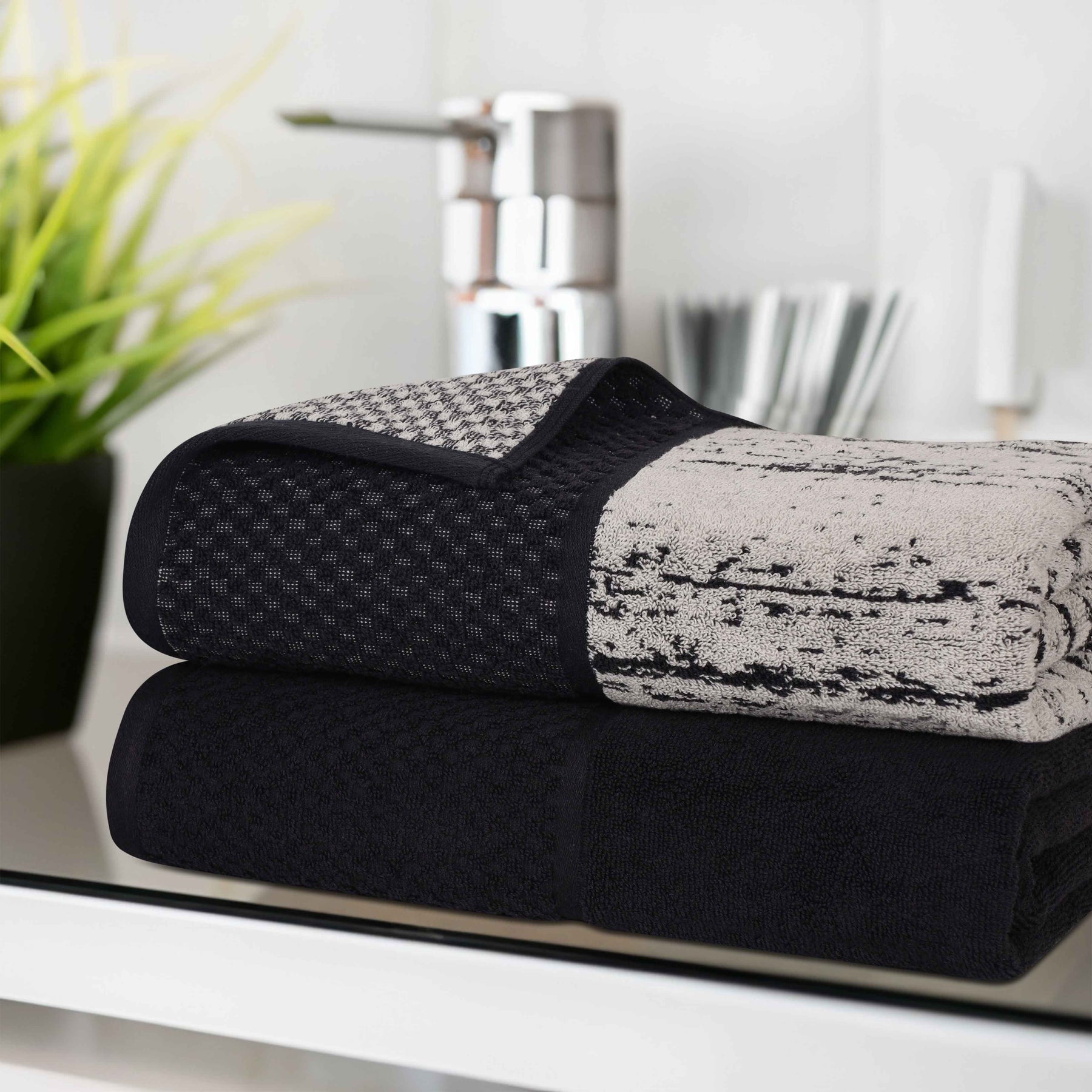 Lodie Cotton Jacquard Solid and Two-Toned Bath Sheet - Black-Ivory