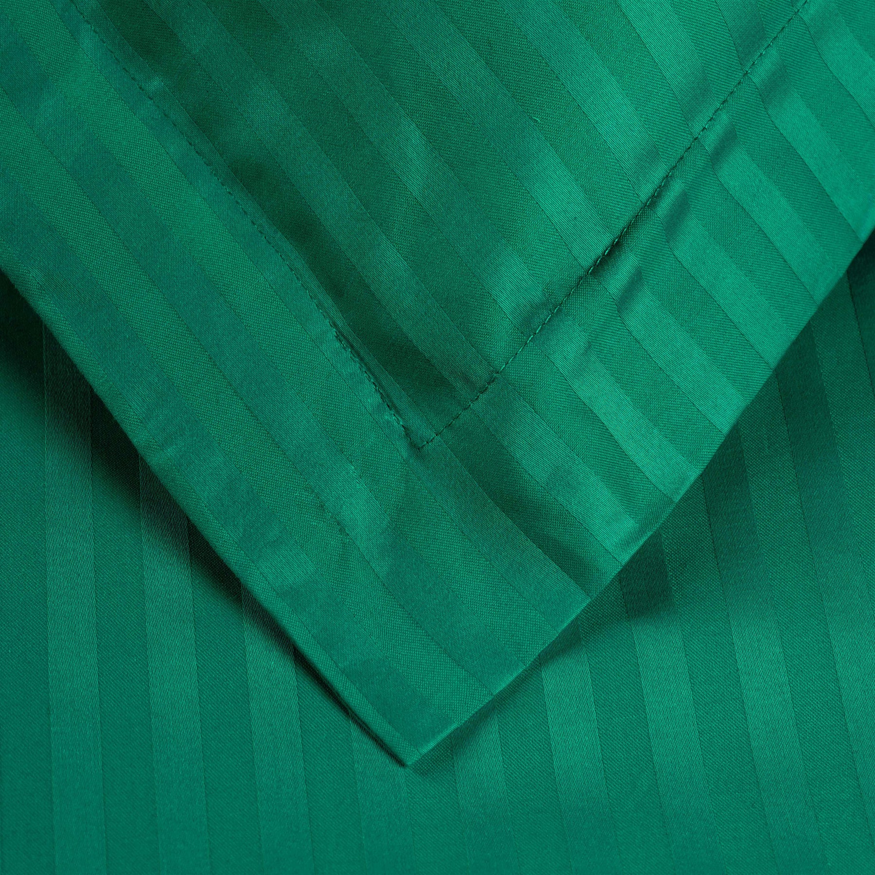 Superior Egyptian Cotton 300 Thread Count Duvet Cover Set - Hunter Green