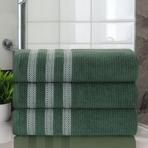 Zero Twist Cotton Ribbed Geometric Border Plush Bath Towel - Forest Green