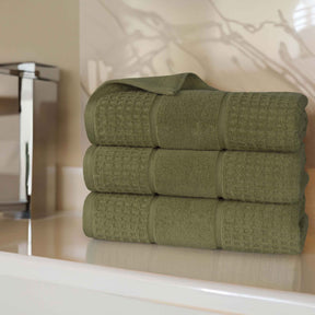 Zero Twist Cotton Waffle Honeycomb Plush Soft Bath Towel - Forest Green