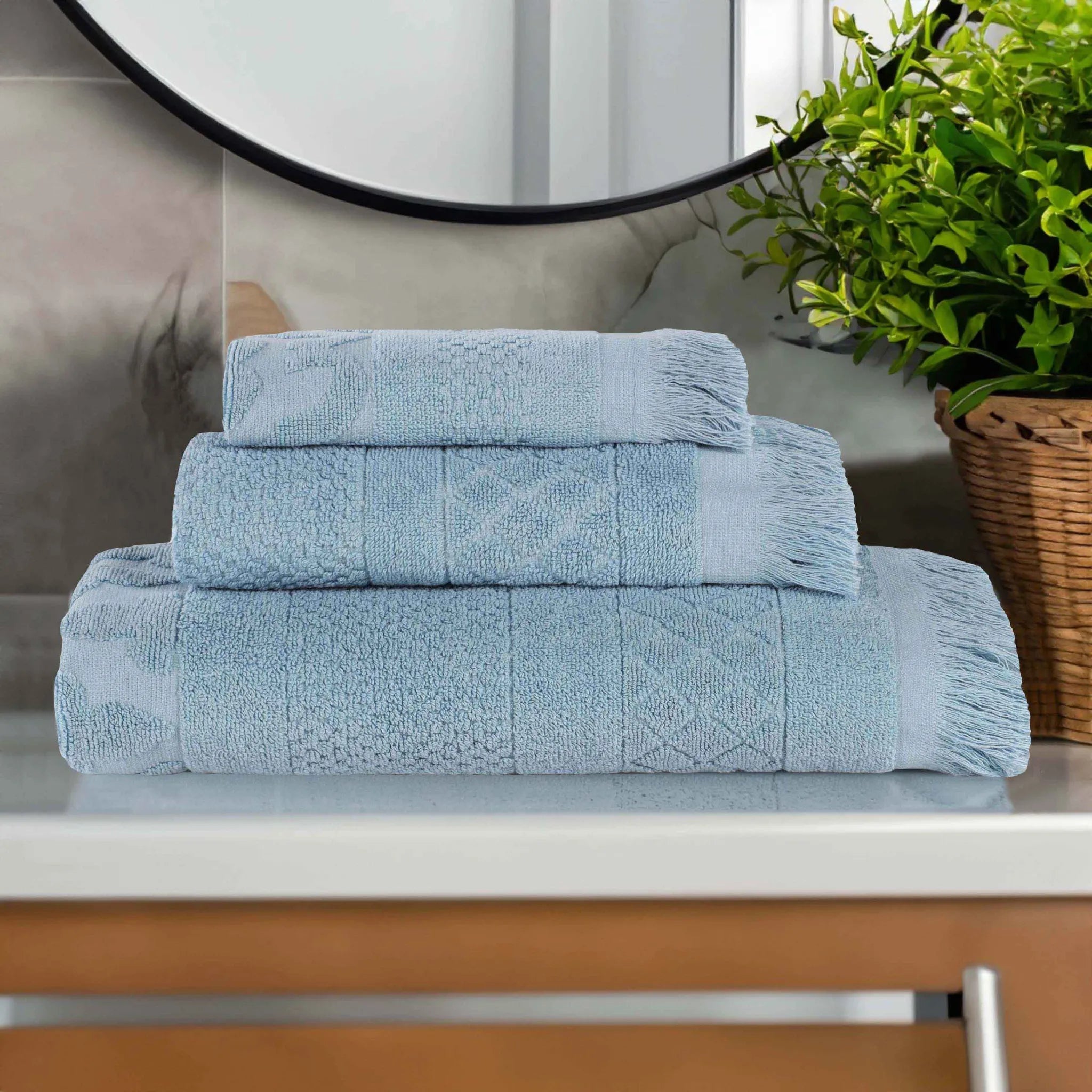 Rolla Cotton Geometric Jacquard Plush Soft Absorbent 3 Piece Towel Set - Towel Set by Superior Brand