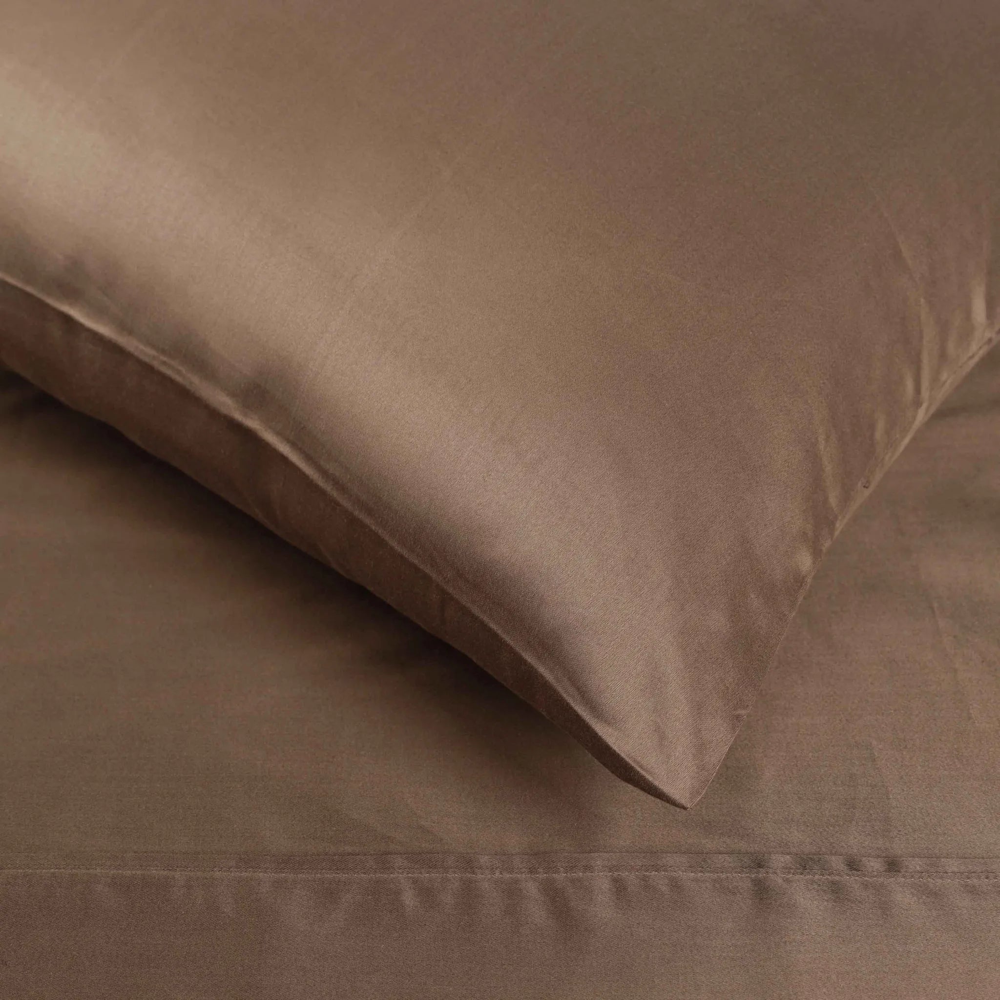 Egyptian Cotton 400 Thread Count Solid Luxury Pillowcases, Set of 2 - Egyptian Cotton Pillowcases by Superior Brand