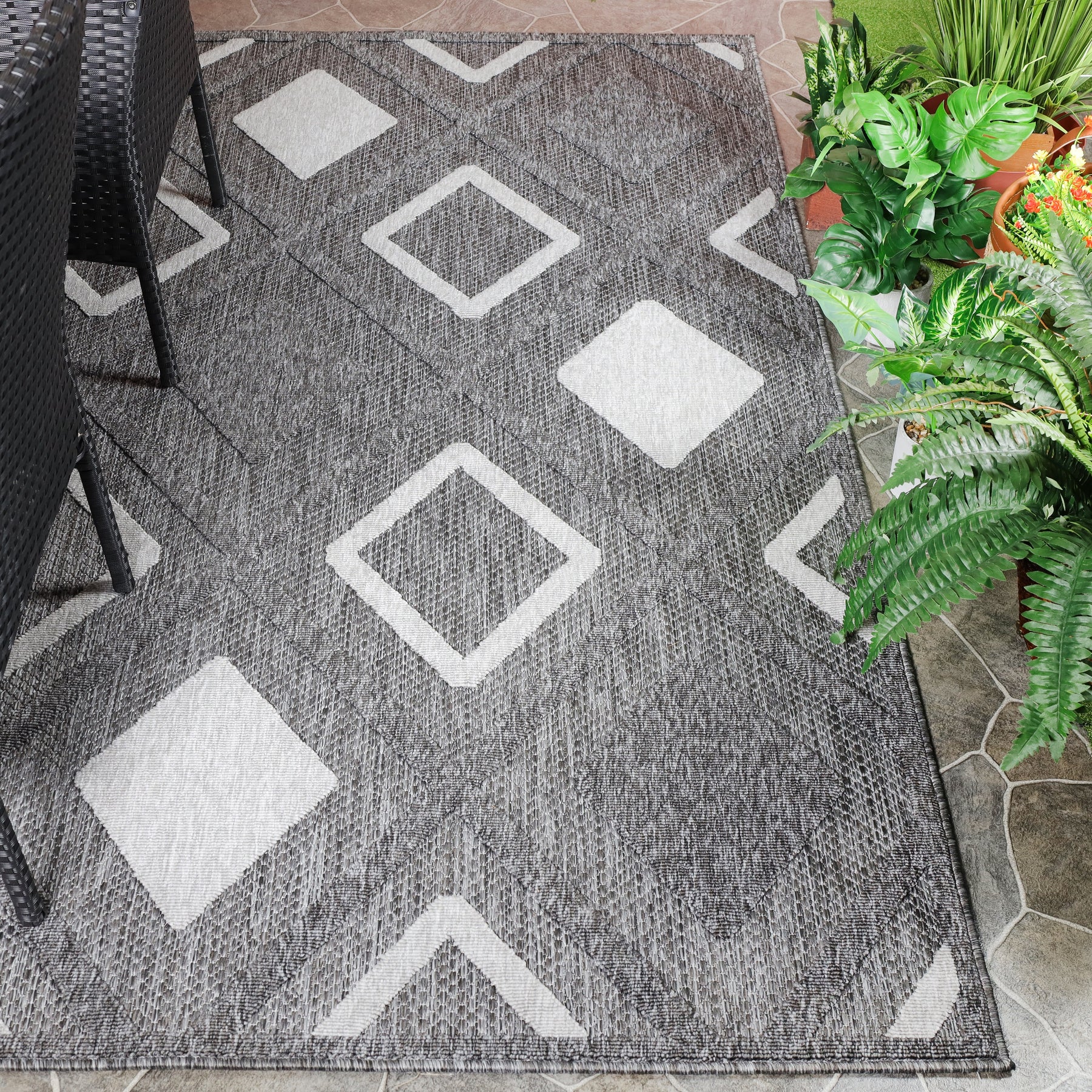 Superior Modern Abstract Botanical Leaves Indoor/Outdoor Area Rug, Slate, 6' x 8' 10