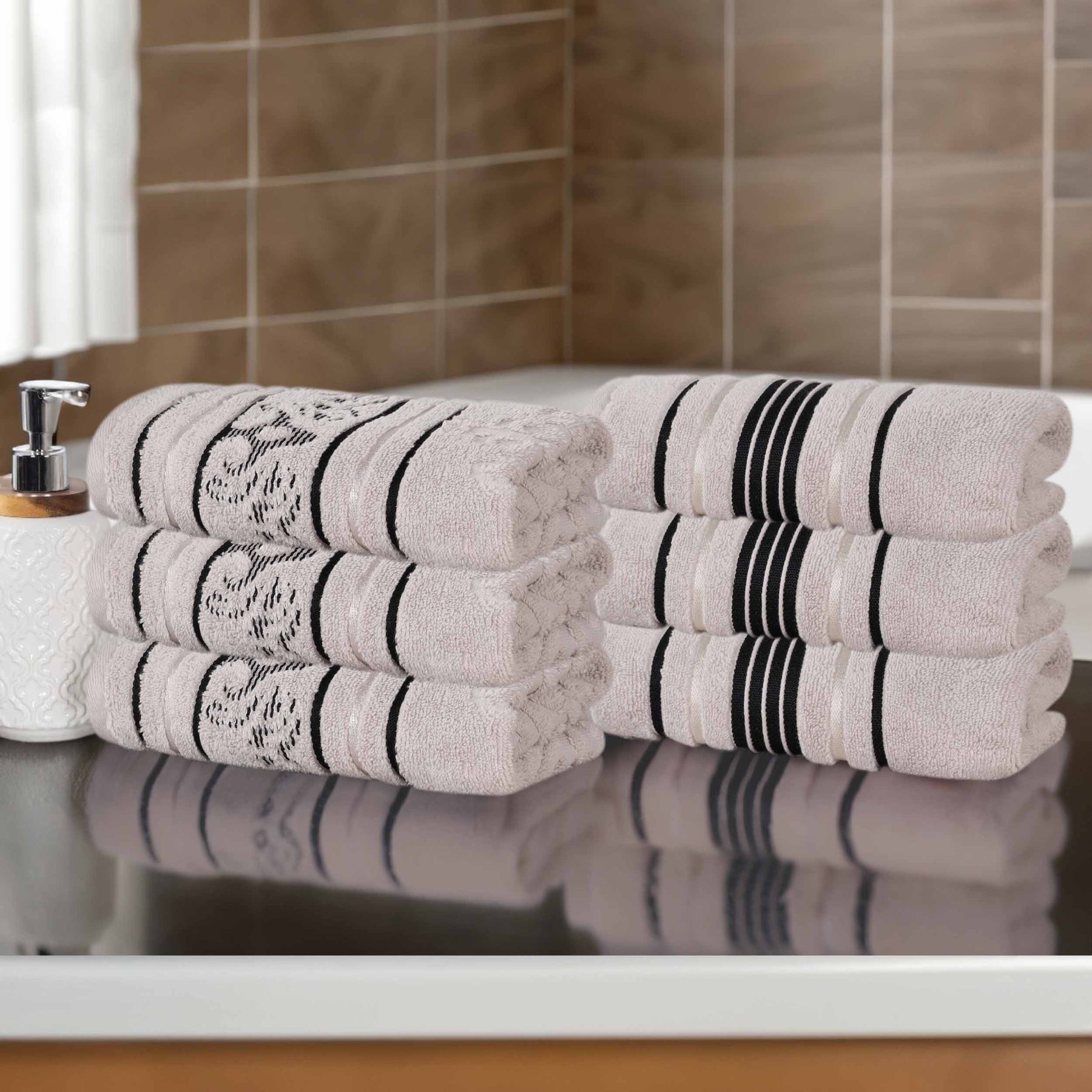 Sadie Zero Twist Cotton Floral Solid and Jacquard Hand Towel - Platinum