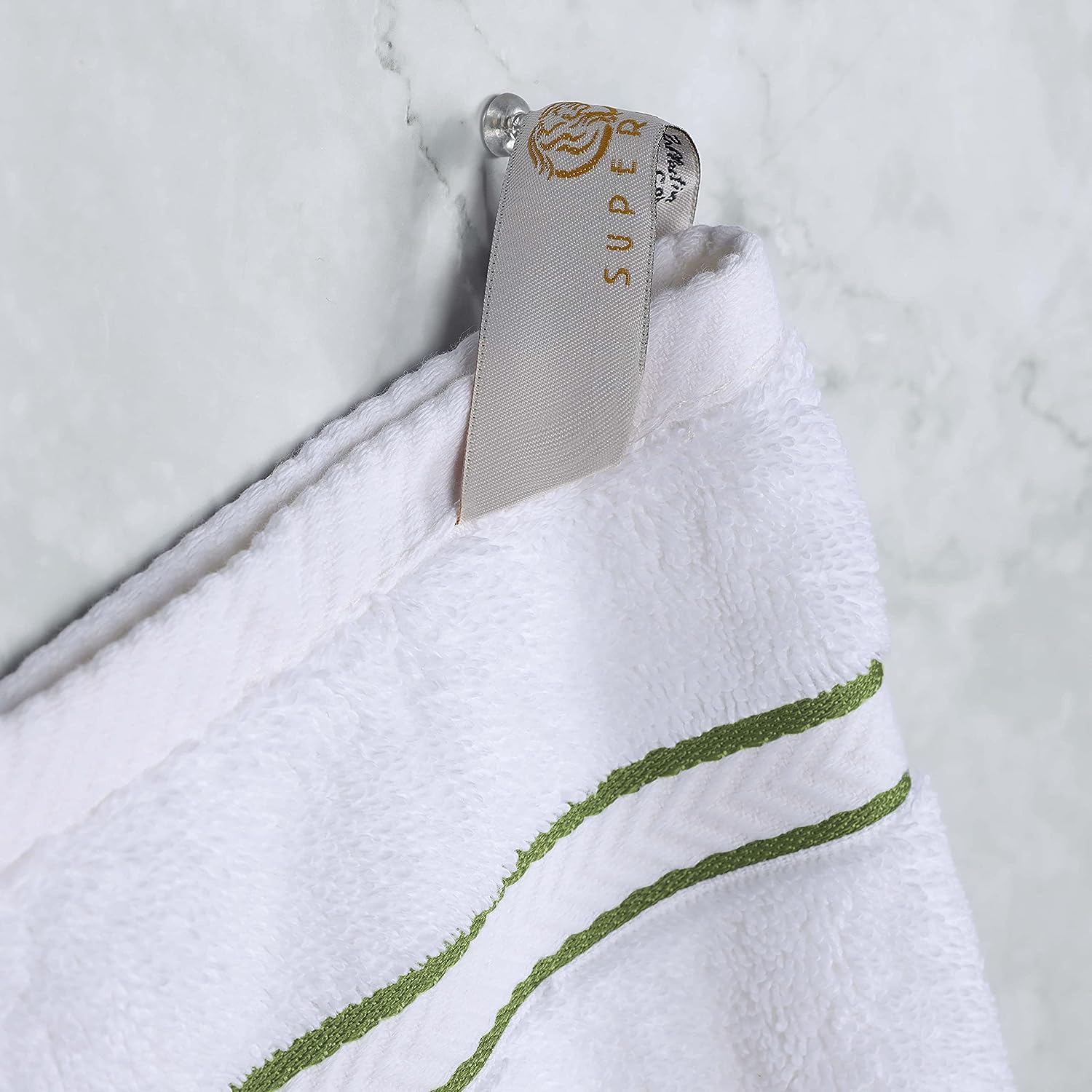Superior Ultra-Plush Turkish Cotton Super Absorbent Solid Bath Towel Set of 4 - Forest Green
