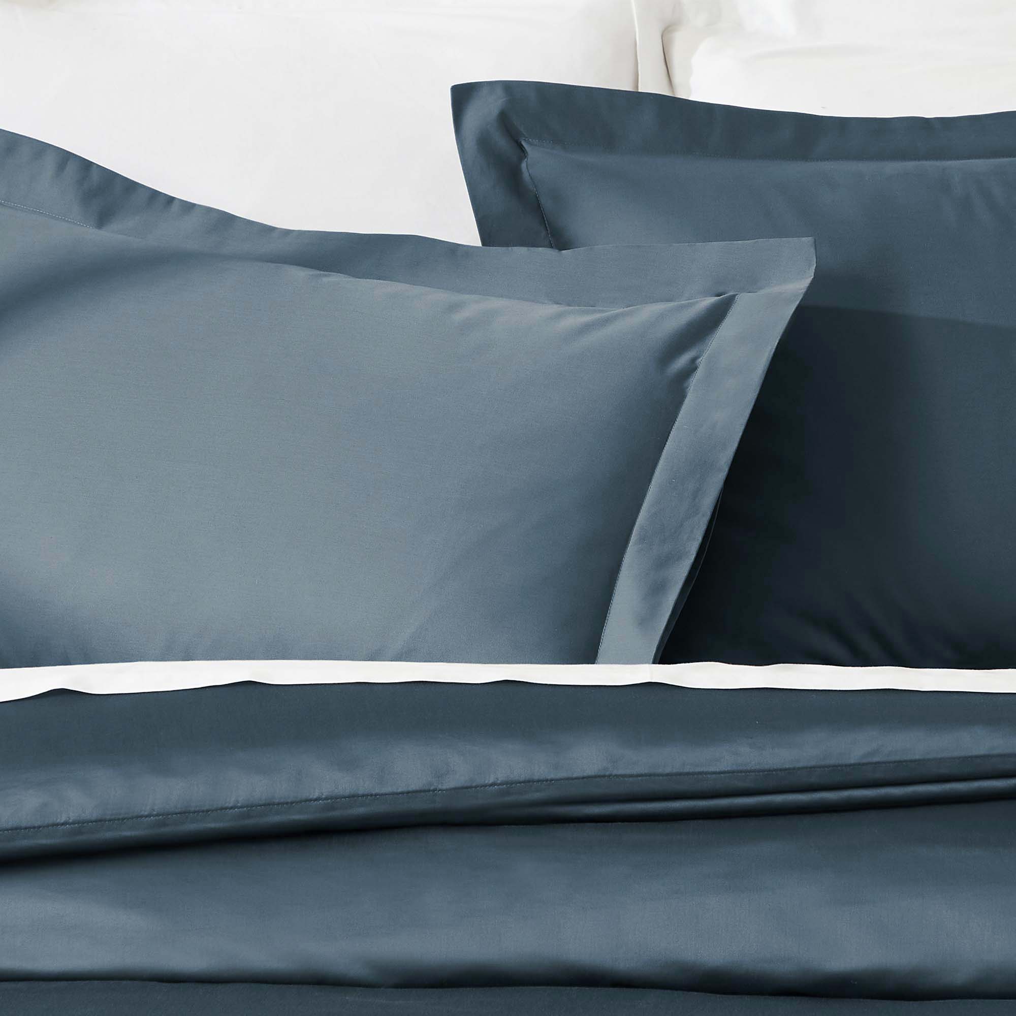Egyptian Cotton 850 Thread Count Solid Luxury 3 Piece Duvet Cover Set - Duvet Cover Set by Superior Brand