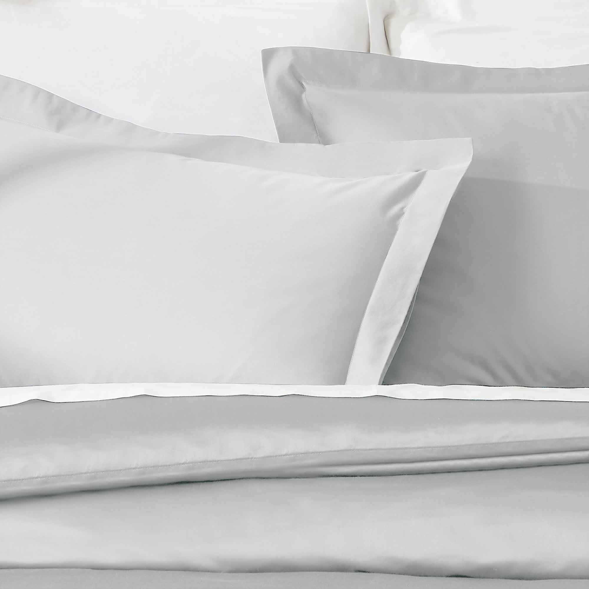 Egyptian Cotton 850 Thread Count Solid Luxury 3 Piece Duvet Cover Set - Duvet Cover Set by Superior Brand