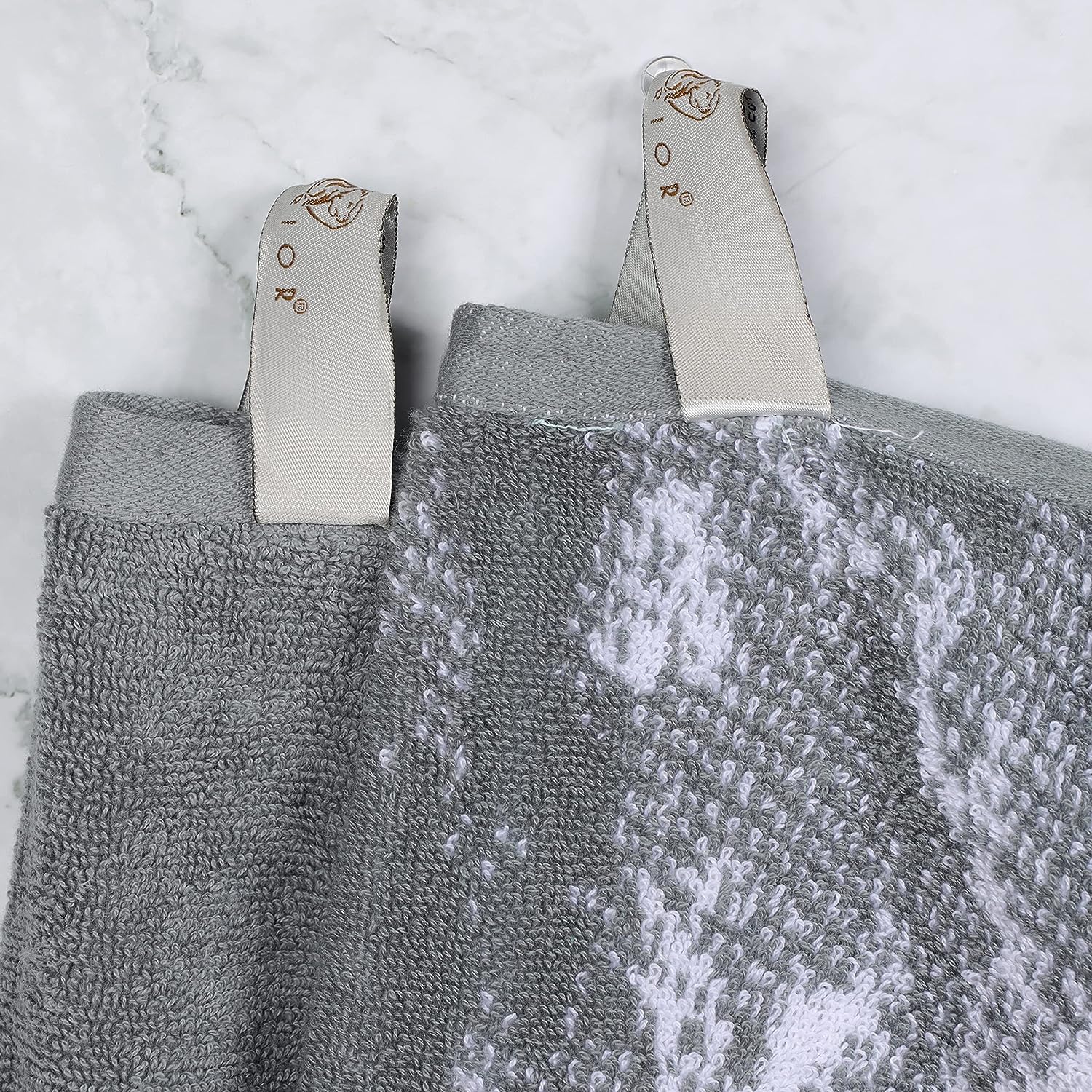 Superior Cotton Medium Weight Marble Solid Jacquard Border Bath Towels (Set of 4) - Grey