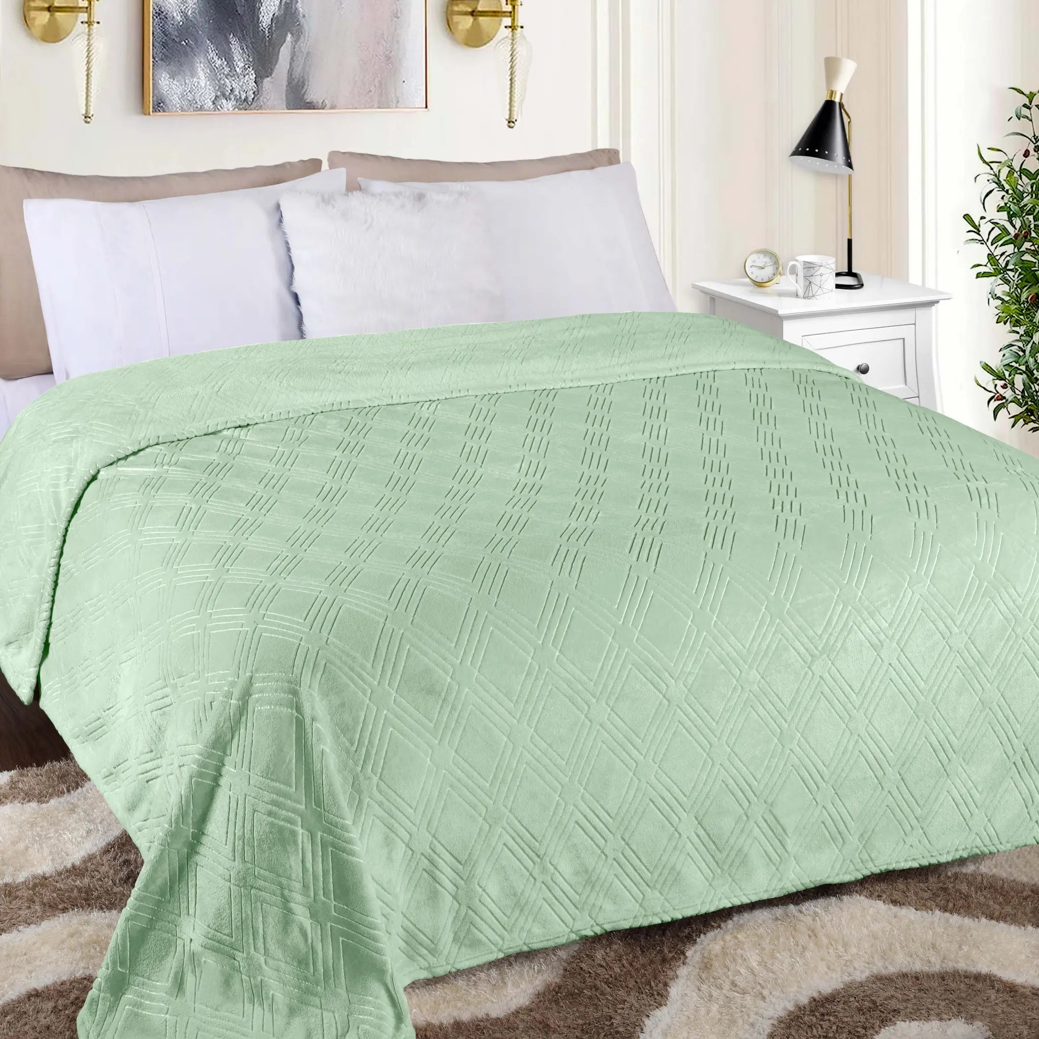 Atka Diamond Fleece Plush Ultra-Soft Fluffy Blanket