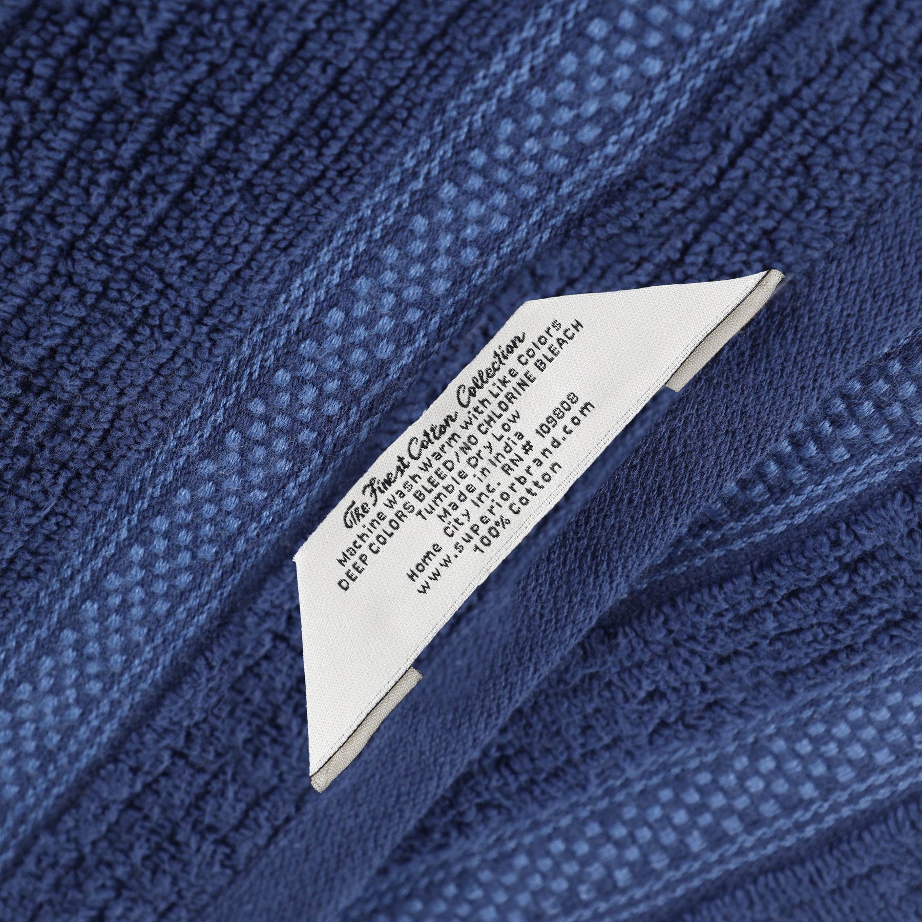 Zero Twist Cotton Ribbed Geometric Border Plush Bath Towel - Navy Blue