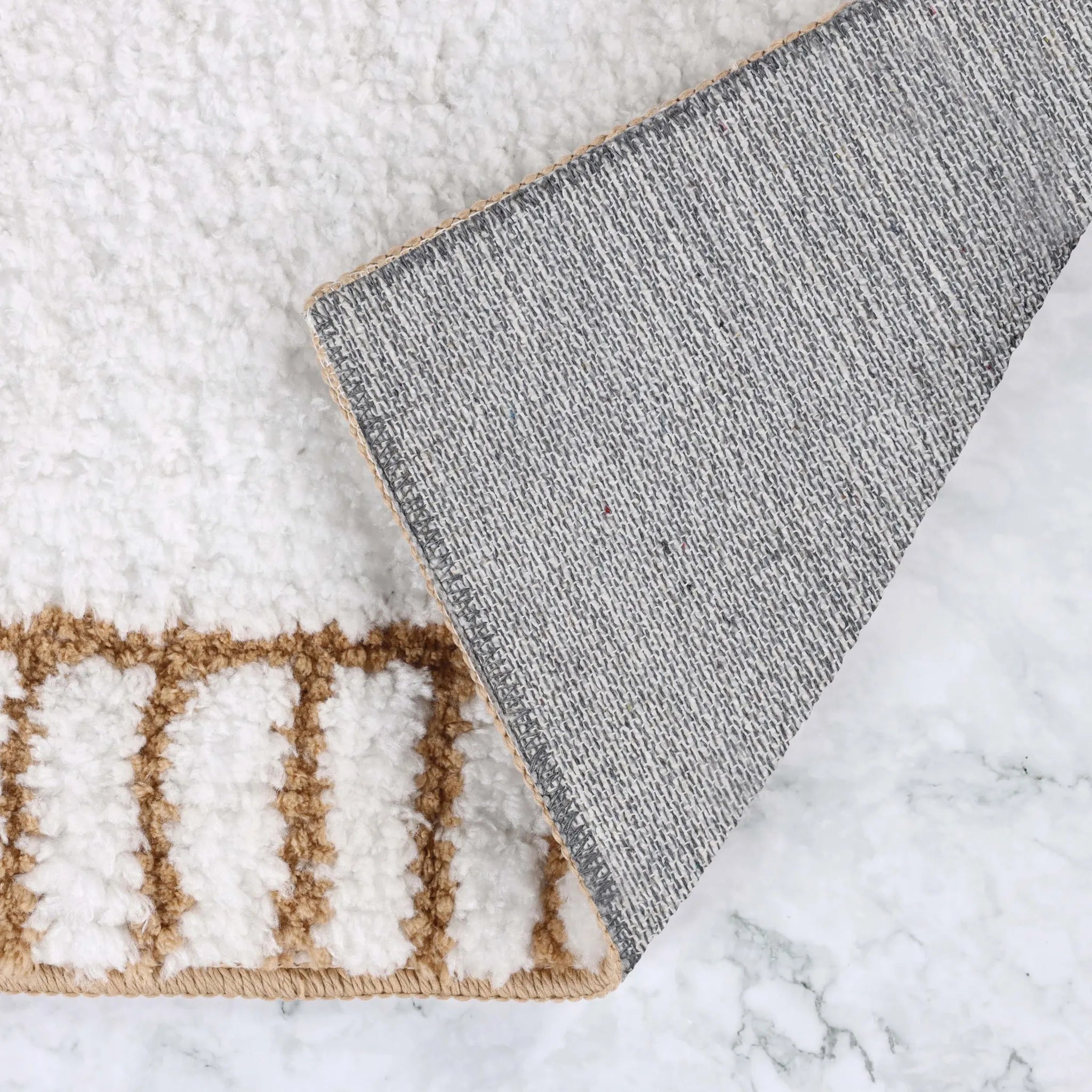 Inaya Modern Striped Tufted Shag Machine Washable Bath Rugs, Set of 2 - Bath Rugs by Superior Brand