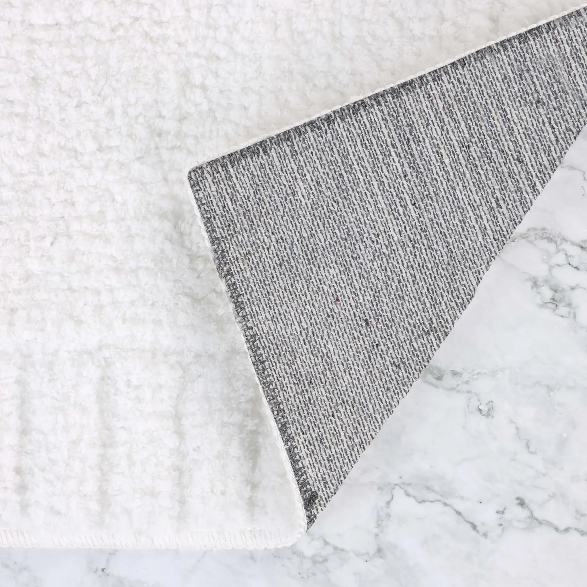 Inaya Modern Striped Tufted Shag Machine Washable Bath Rugs, Set of 2 - Bath Rugs by Superior Brand