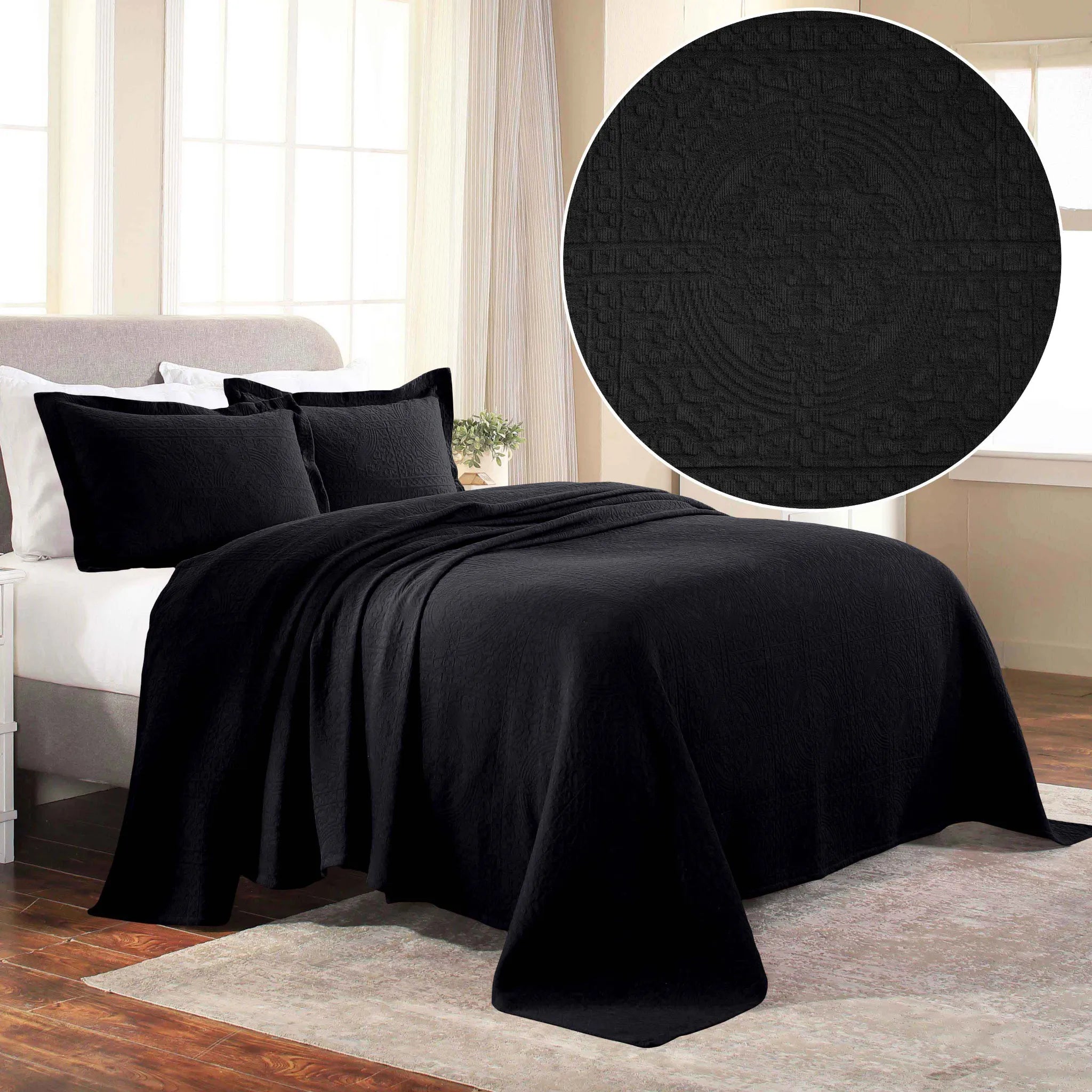 Fleur De Lis Jacquard Matelassé Cotton Medallion Bedspread Set