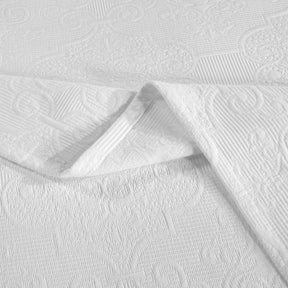 Florin Cotton Matelasse Weave Jacquard Scroll Medallion Bedspread Set - White
