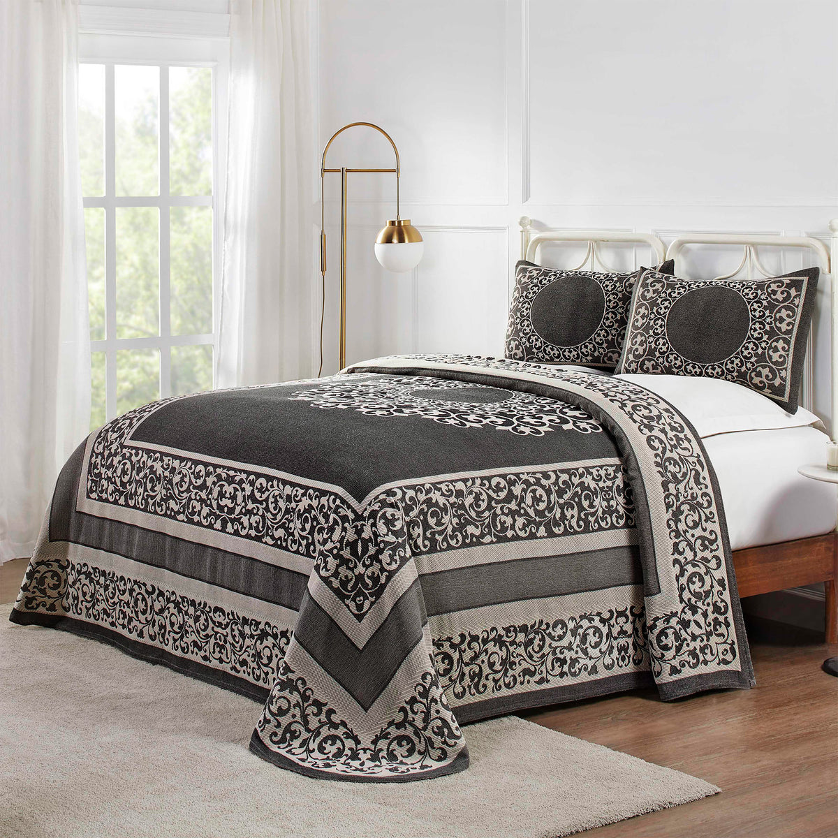Superior Lyron Cotton Blend Woven Jacquard Vintage Floral Scroll Lightweight Bedspread and Sham Set