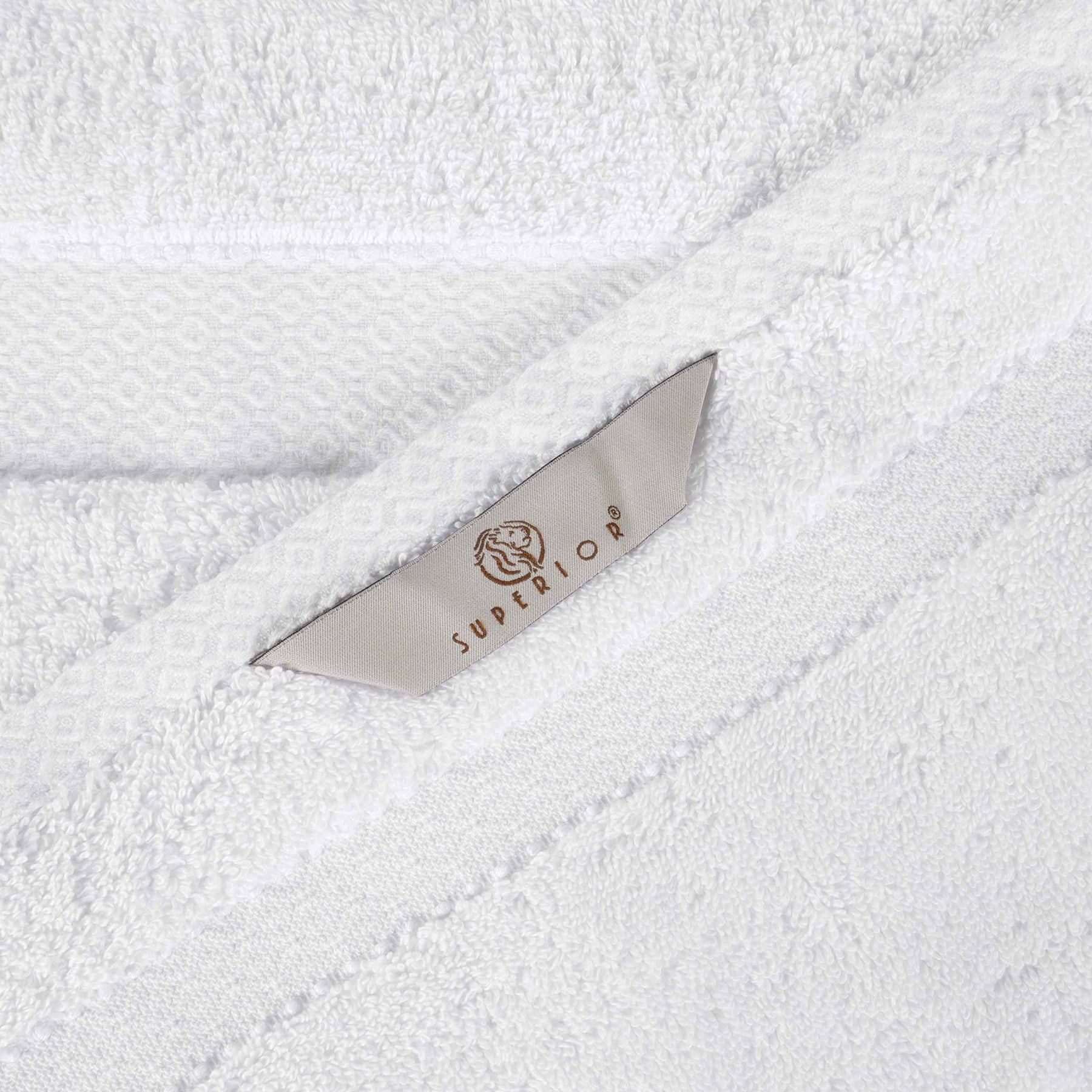 Niles Egyptian Giza Cotton Dobby Ultra-Plush Bath Towel - White