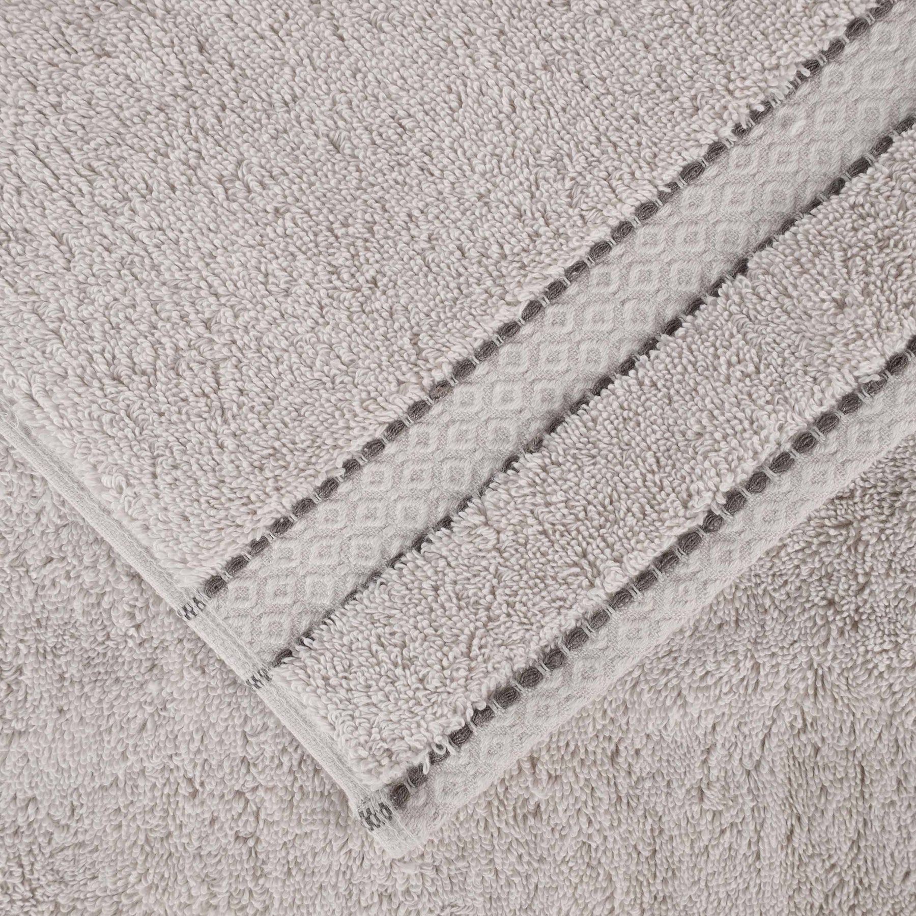 Niles Egyptian Giza Cotton Dobby Ultra-Plush Bath Towel - Platinum