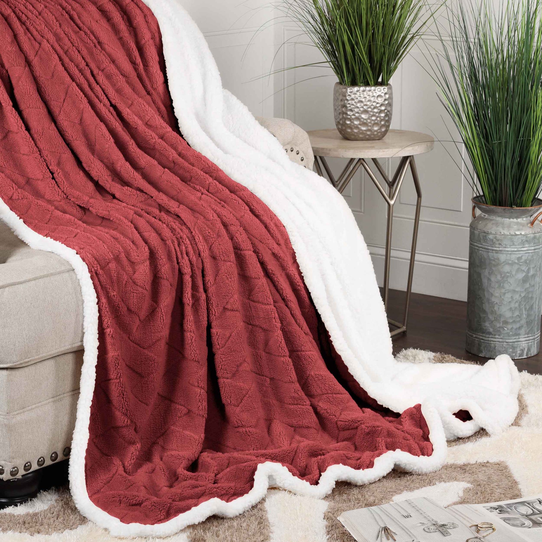 Superior Nuuk Reversible Jacquard Lattice Fleece Plush Sherpa Blanket - Poppy Red