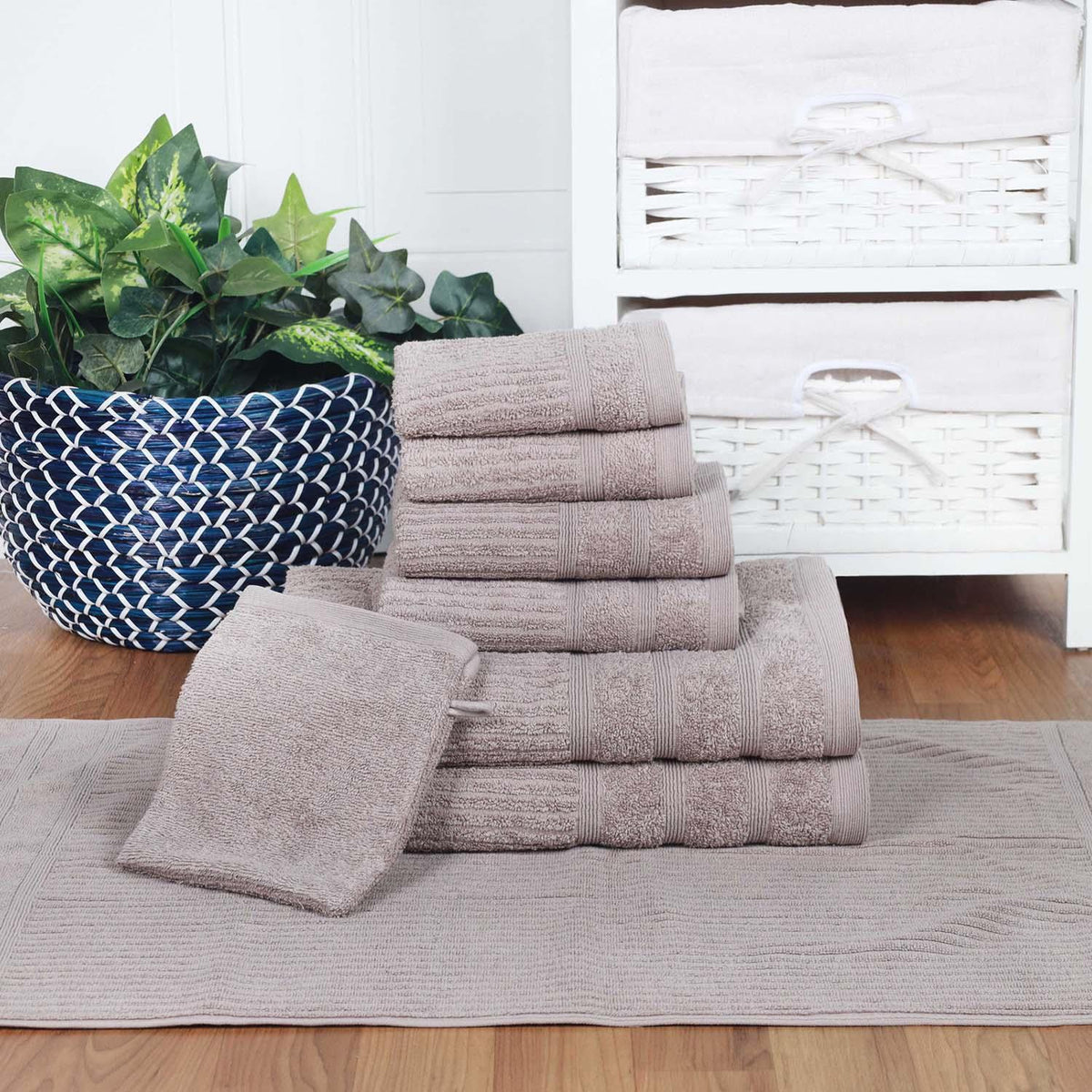 Egyptian Cotton 8 Piece Bath, Hand, and Face Towel Set with Bath Mat and Bath Mitt - Grey