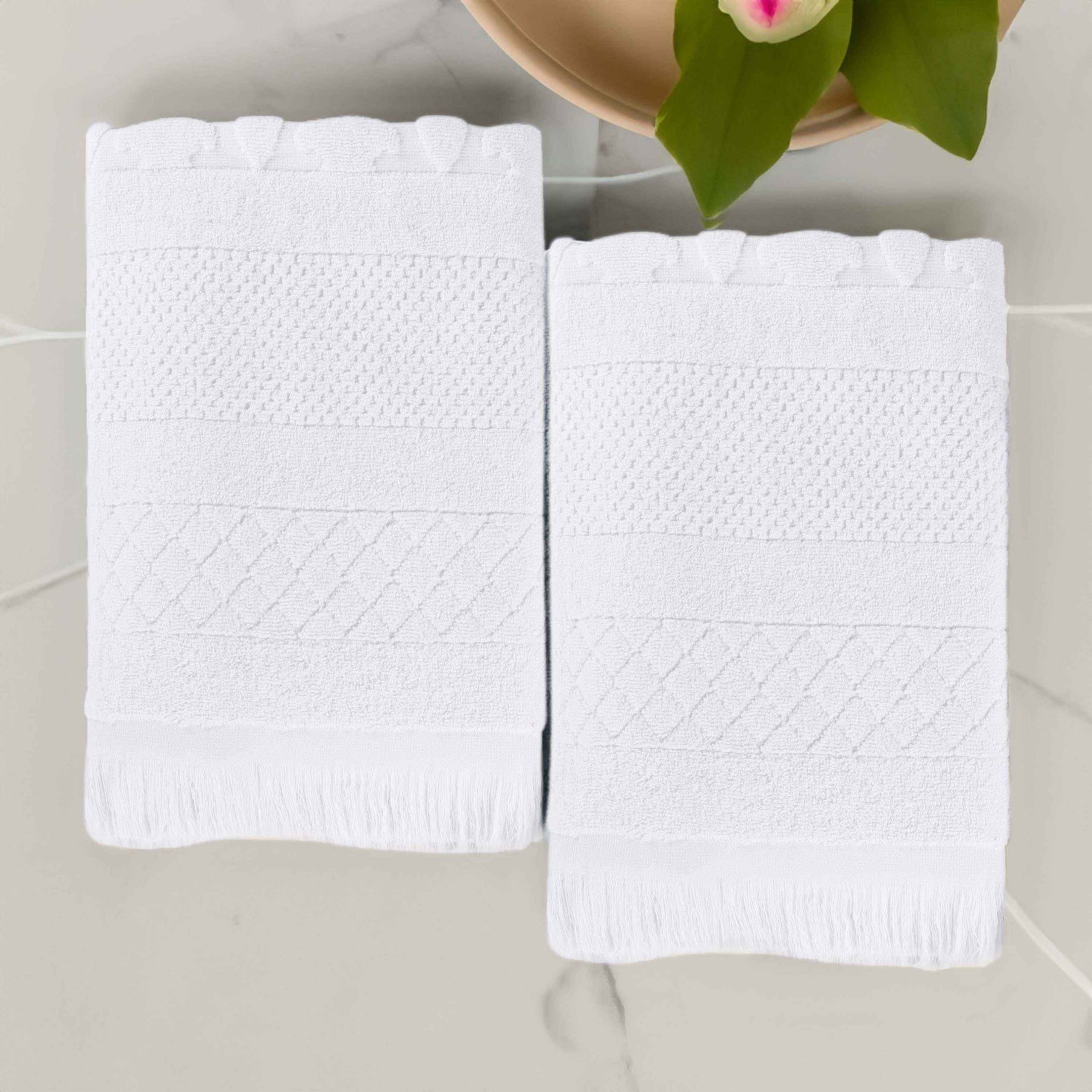 Rolla Cotton Geometric Jacquard Plush Absorbent Bath Sheet - White