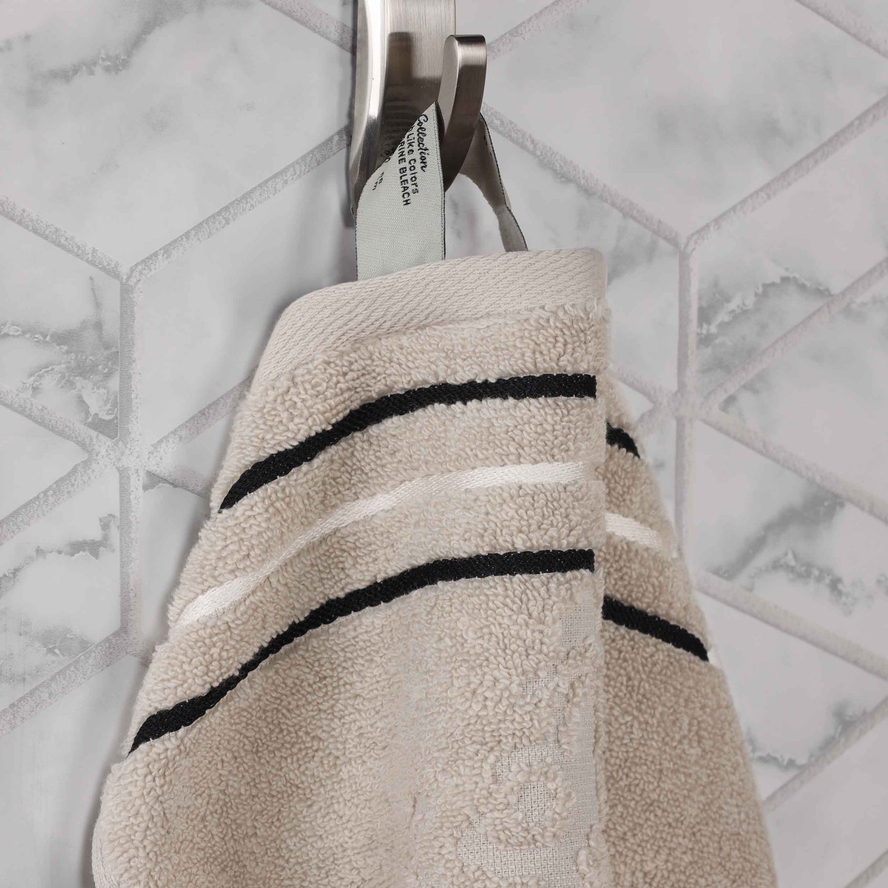 Sadie Zero Twist Cotton Floral Solid & Jacquard Face Towel - Stone