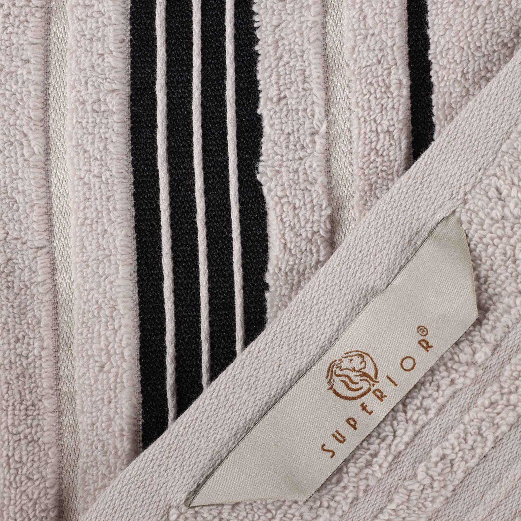 Sadie Zero Twist Cotton Floral Solid and Jacquard Bath Towel - Platinum