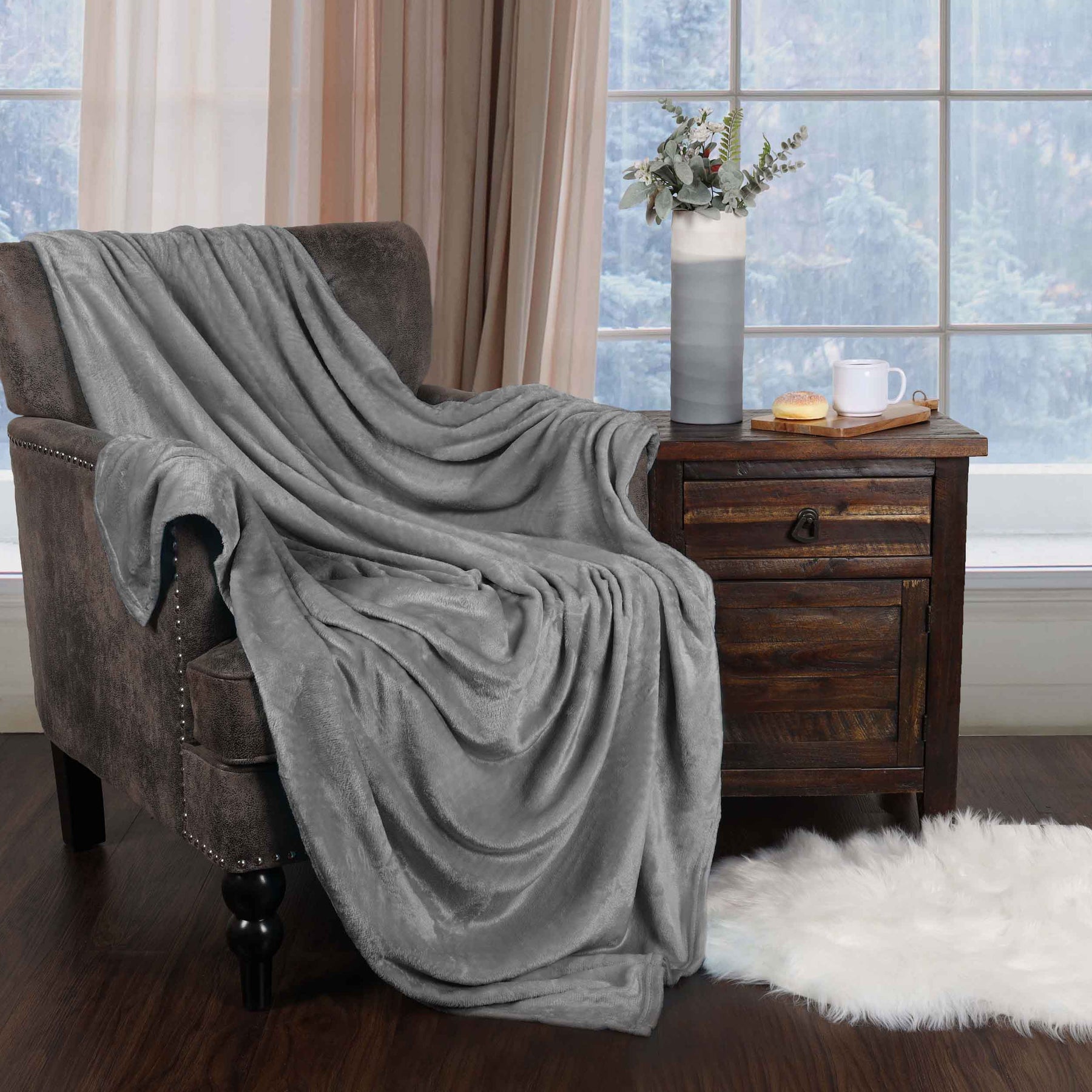 Fleece Plush Medium Weight Fluffy Soft Decorative Blanket Or Throw - Grey