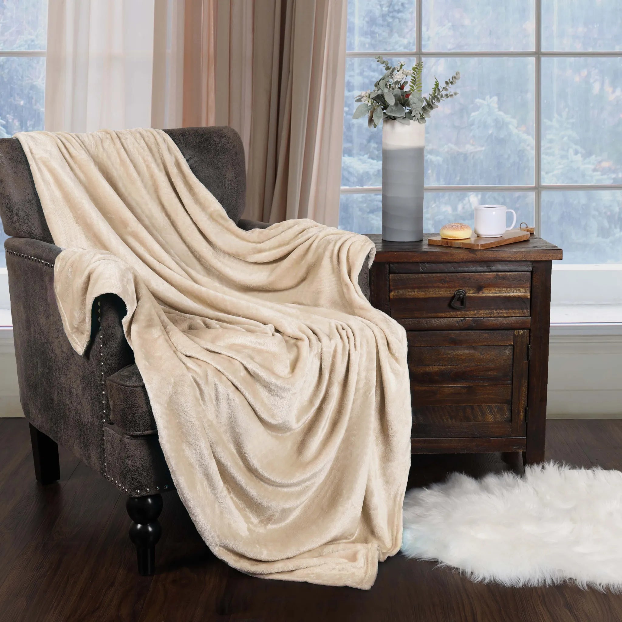 Superior Fleece Plush Medium Weight Fluffy Soft Decorative Throw - Blanket by Superior Brand