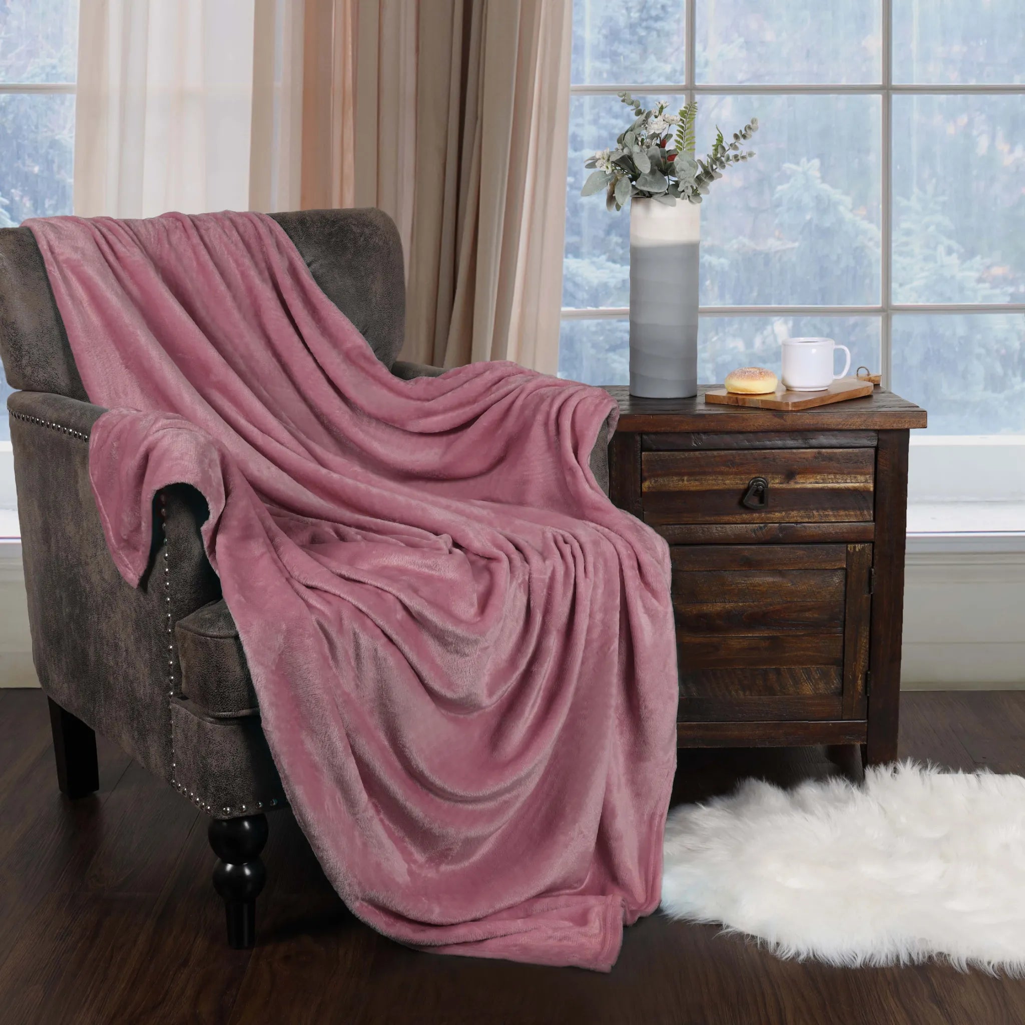 Superior Fleece Plush Medium Weight Fluffy Soft Decorative Throw - Blanket by Superior Brand