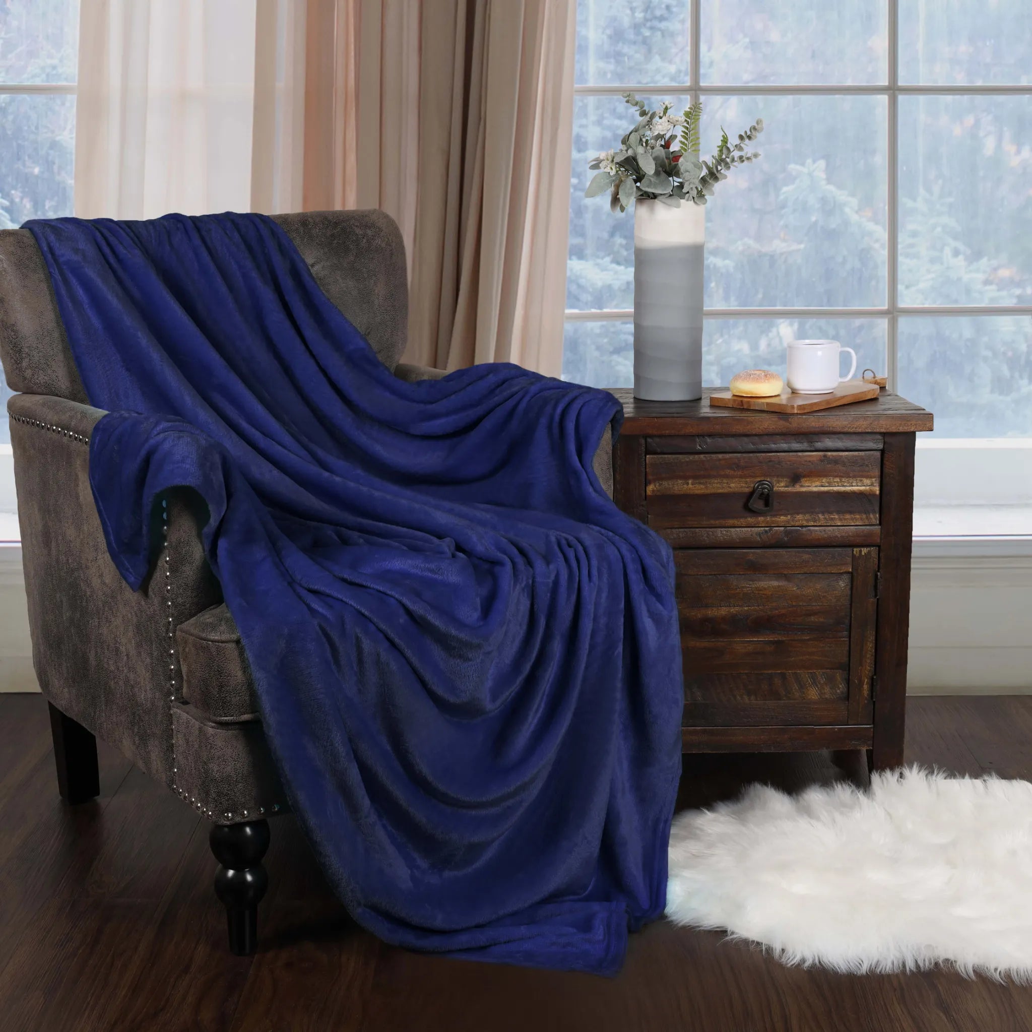 Superior Fleece Plush Medium Weight Fluffy Soft Decorative Throw - Blanket by Superior Brand