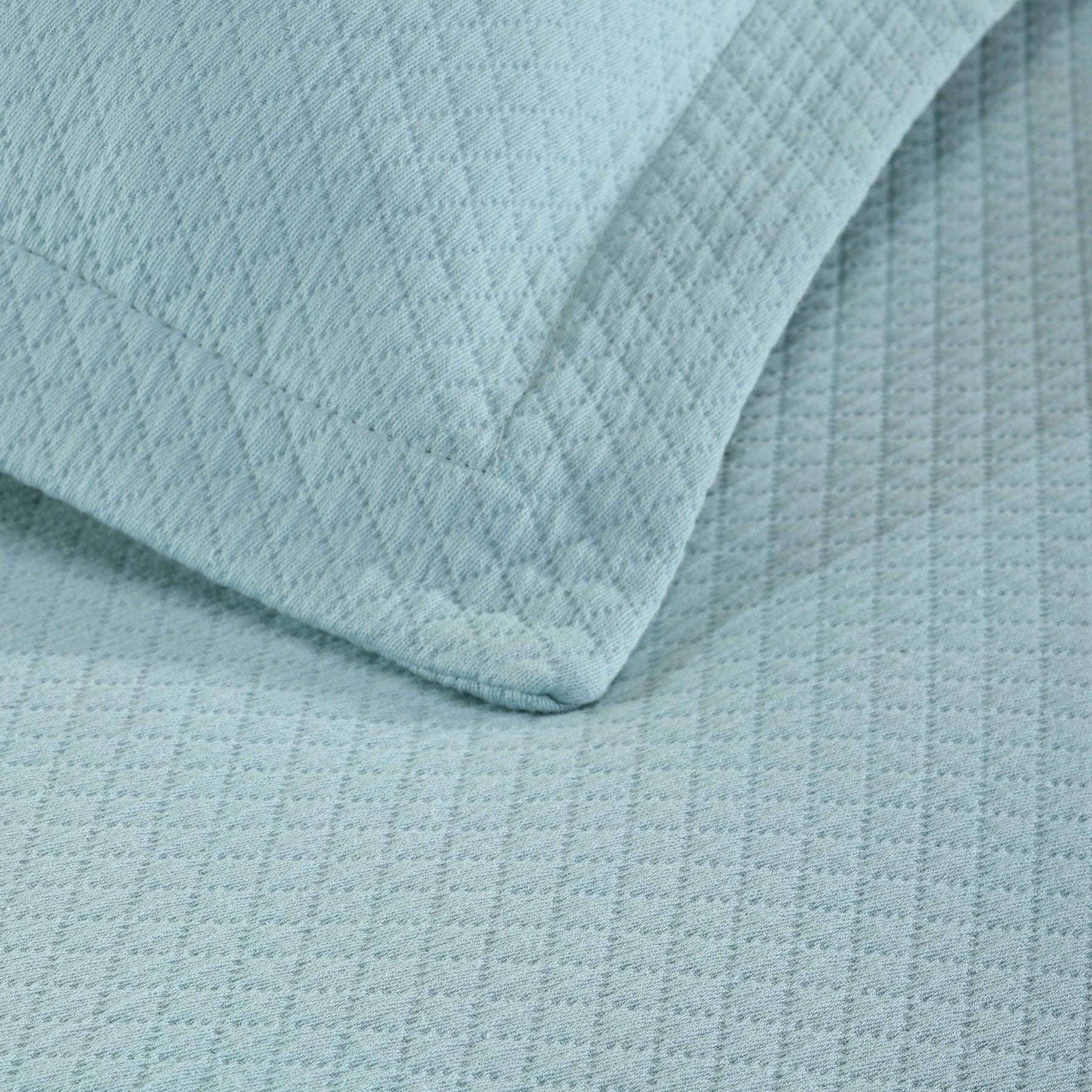 Solitaire Jacquard Matelassé Cotton Diamond Solitaire Bedspread Set - Aqua