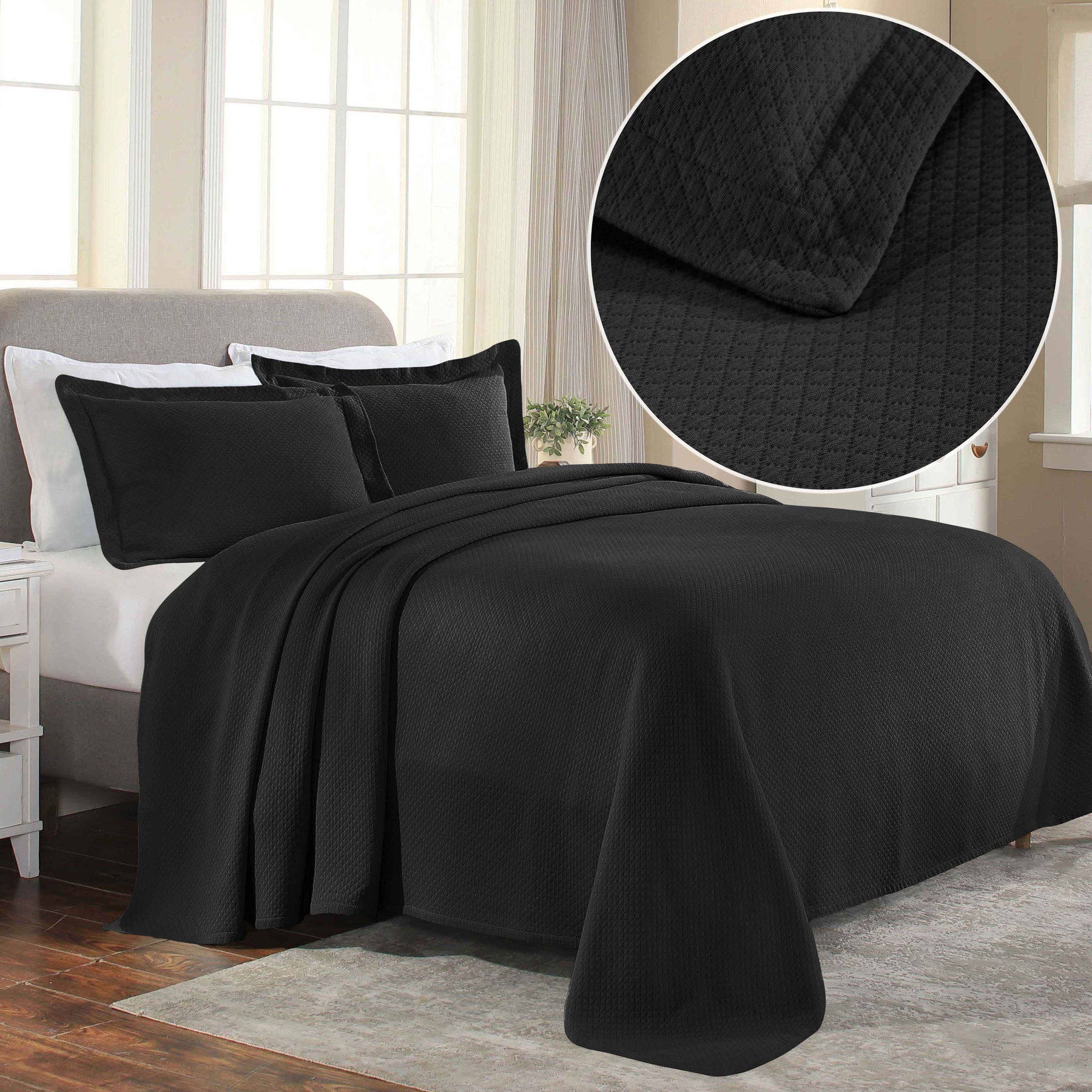 Solitaire Jacquard Matelassé Cotton Diamond Solitaire Bedspread Set - Black