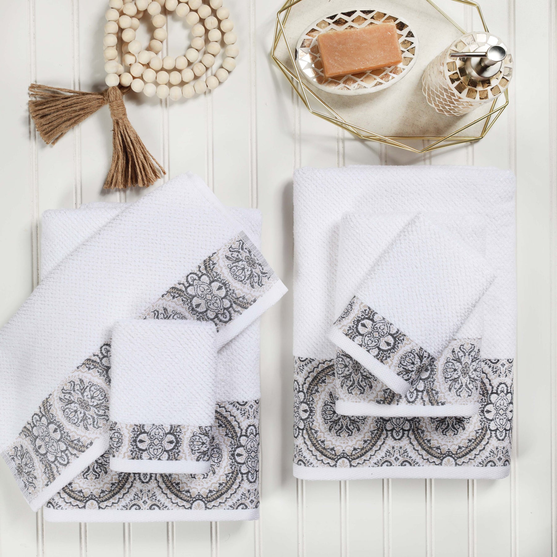 Medallion Cotton Jacquard Textured 6 Piece Assorted Towel Set