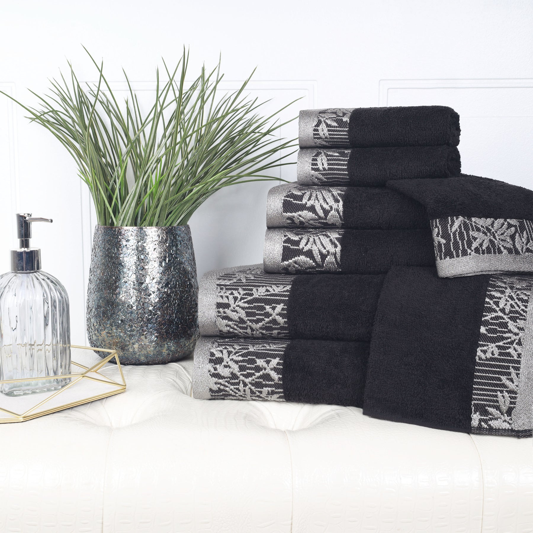 Superior Wisteria Cotton Floral Jacquard 8 Piece Towel Set -Black