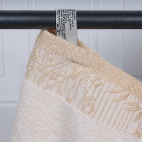 Superior Wisteria Cotton Floral Jacquard 3 Piece Towel Set - Ivory