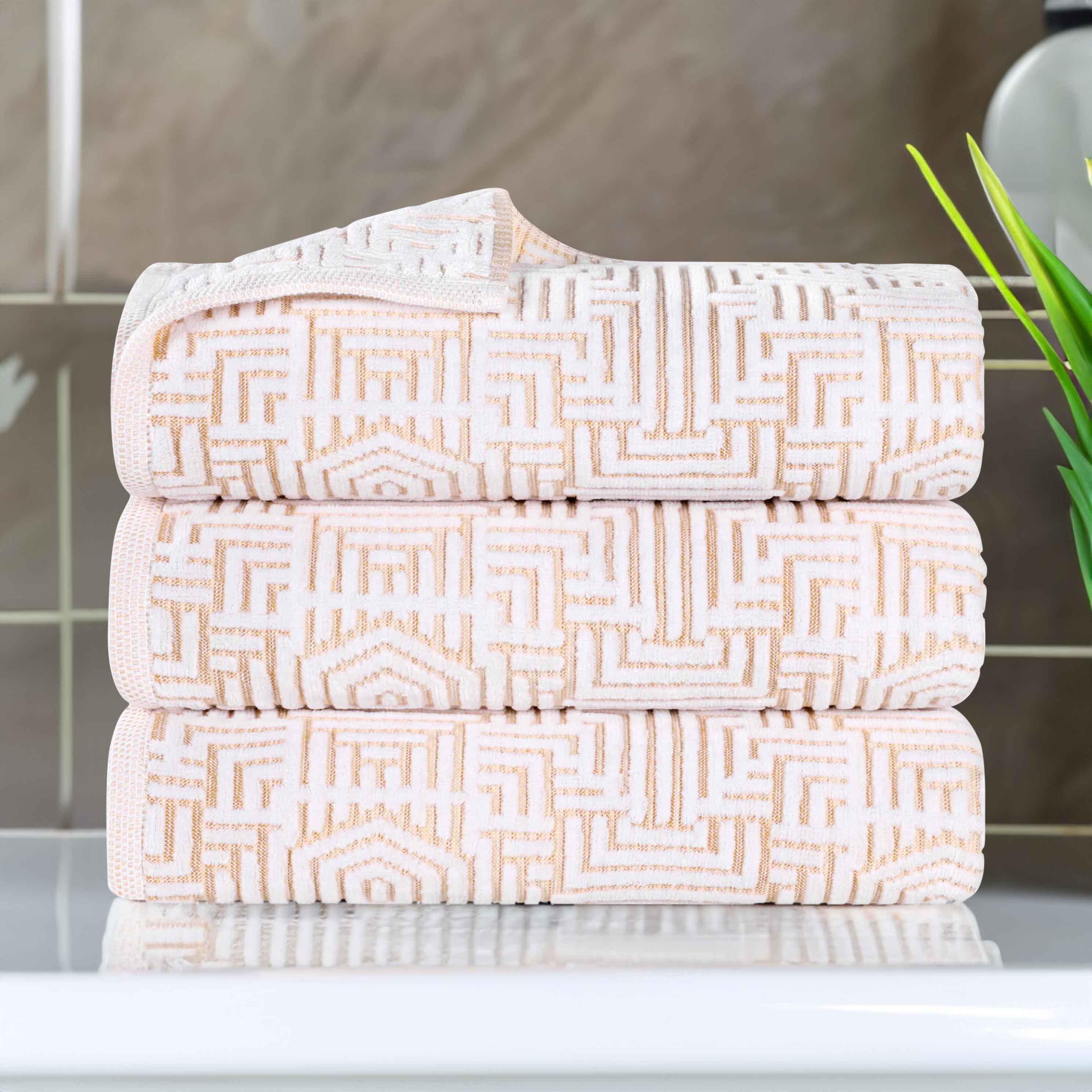 Cotton Modern Geometric Jacquard Plush Absorbent Bath Towel Set of 3 - Bath Towel by Superior Brand