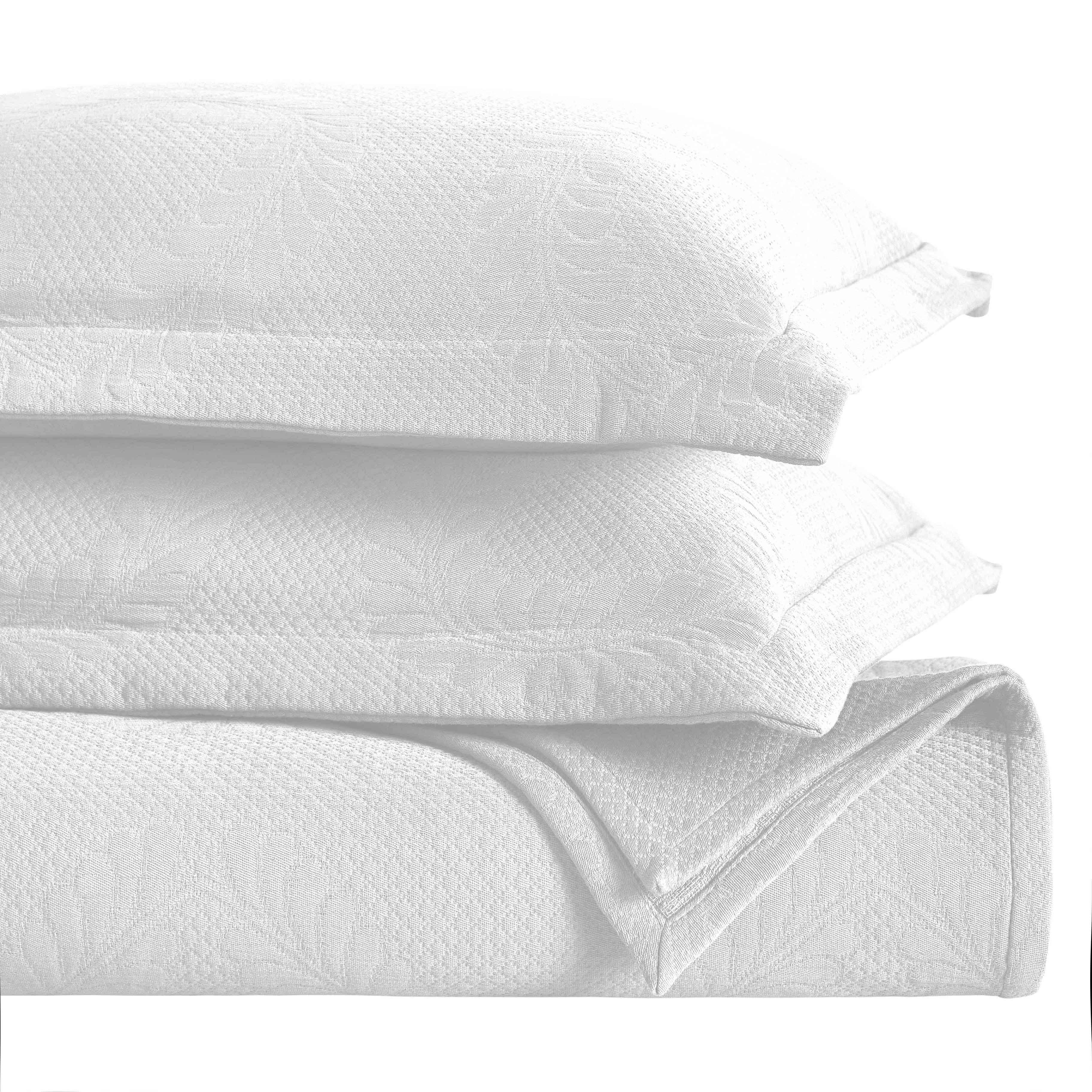 Peploi Medium Weight Jacquard Matelasse Floral Wreath Bedspread Set - Bedspread by Superior Brand