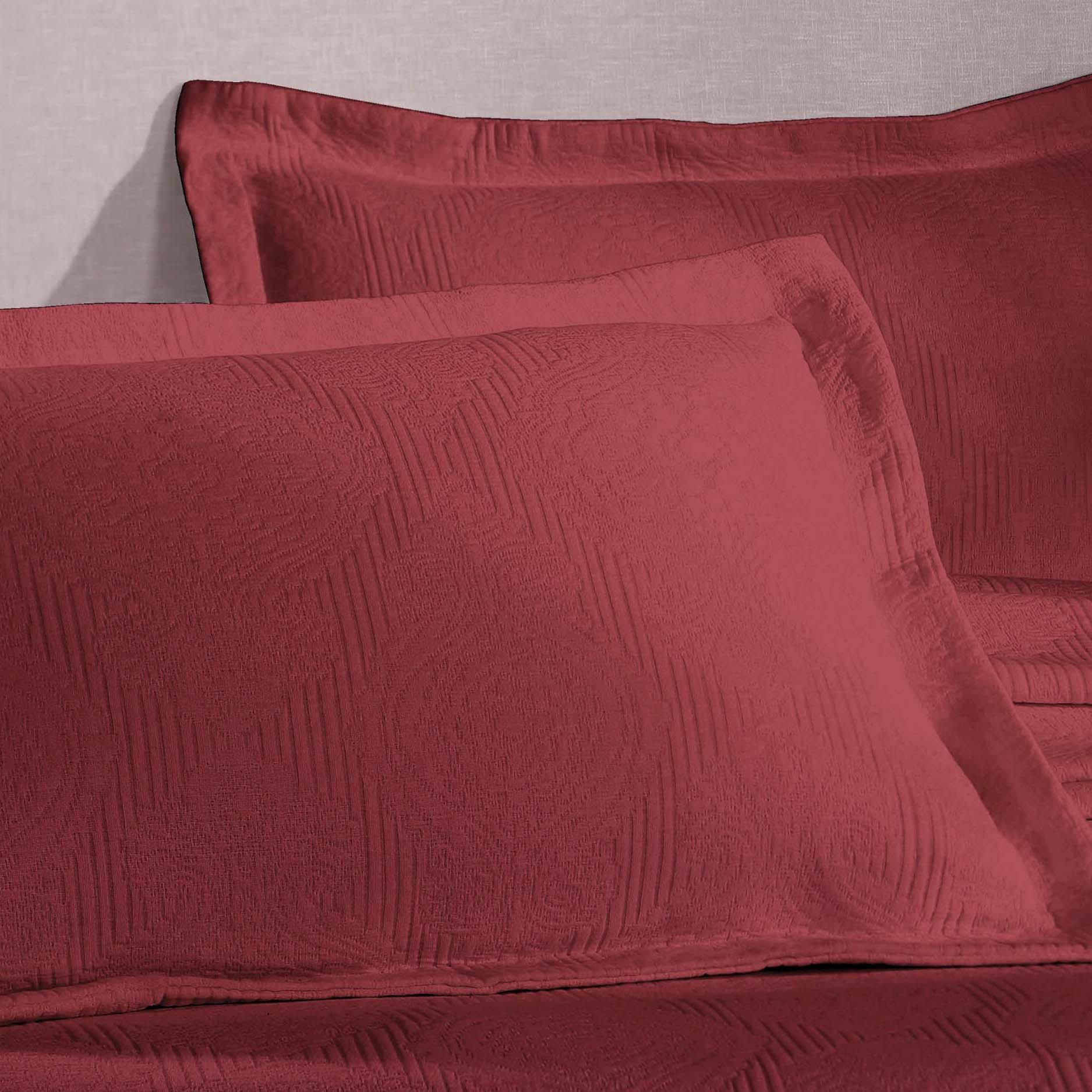Victory Cotton Matelasse Scrolling Medallion Airy Bedspread Set - Bedspread by Superior