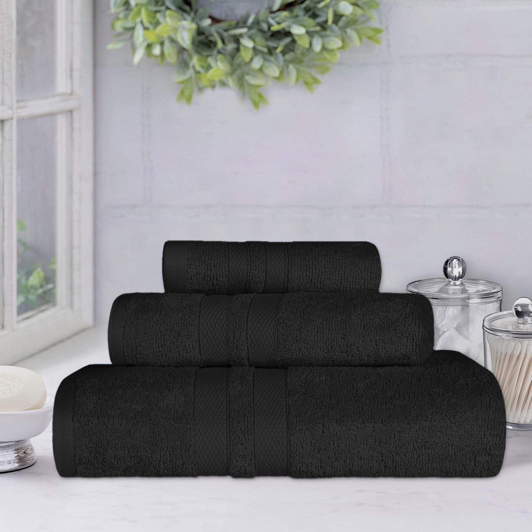 Superior Ultra Soft Cotton Absorbent Solid Assorted 3-Piece Towel Set - Black