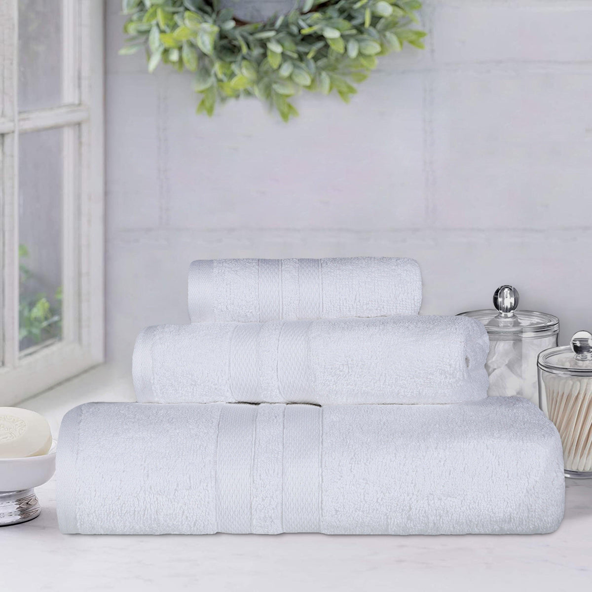 Superior Ultra Soft Cotton Absorbent Solid Assorted 3-Piece Towel Set - White