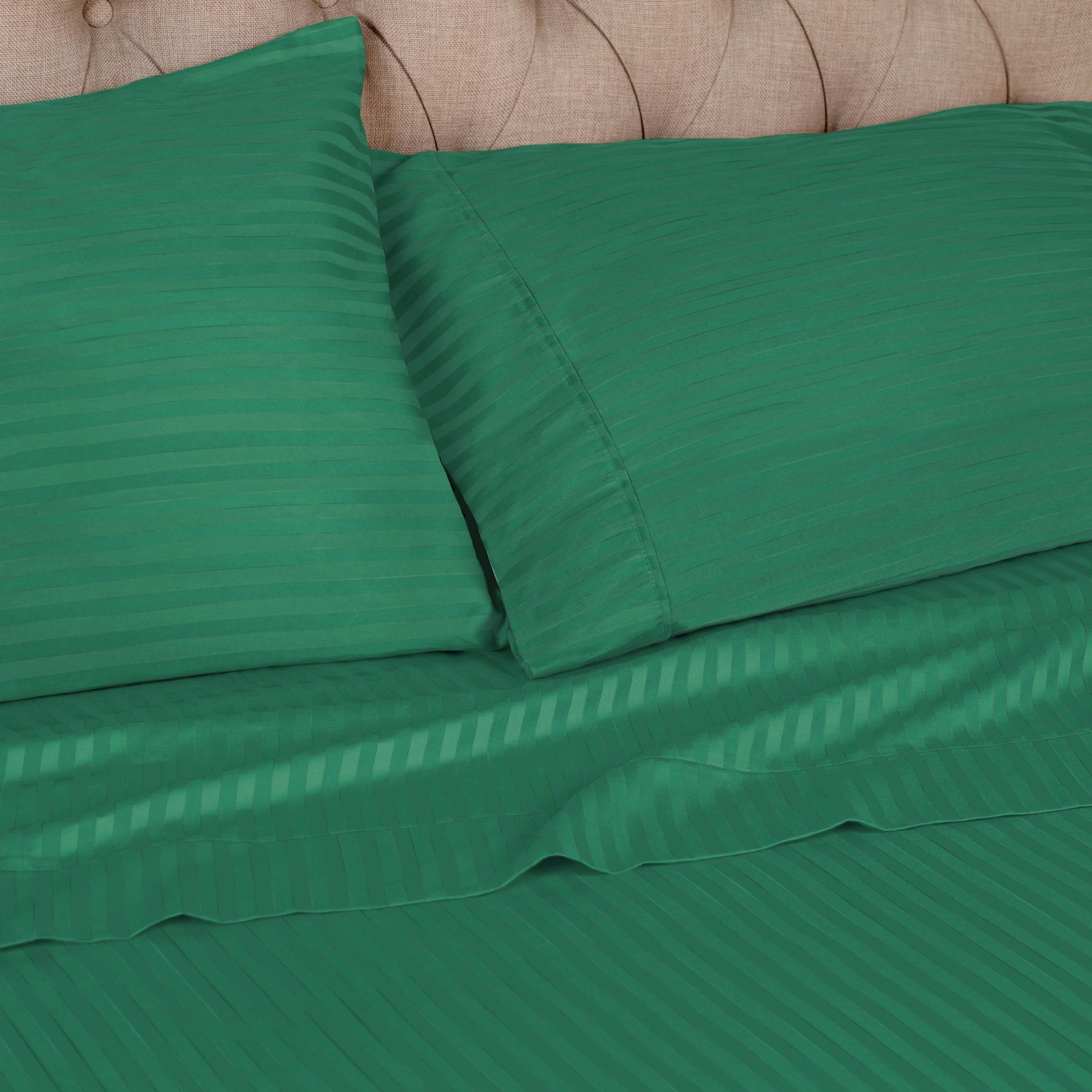300 Thread Count Soft Egyptian Cotton Pillowcase Set - Hunter Green